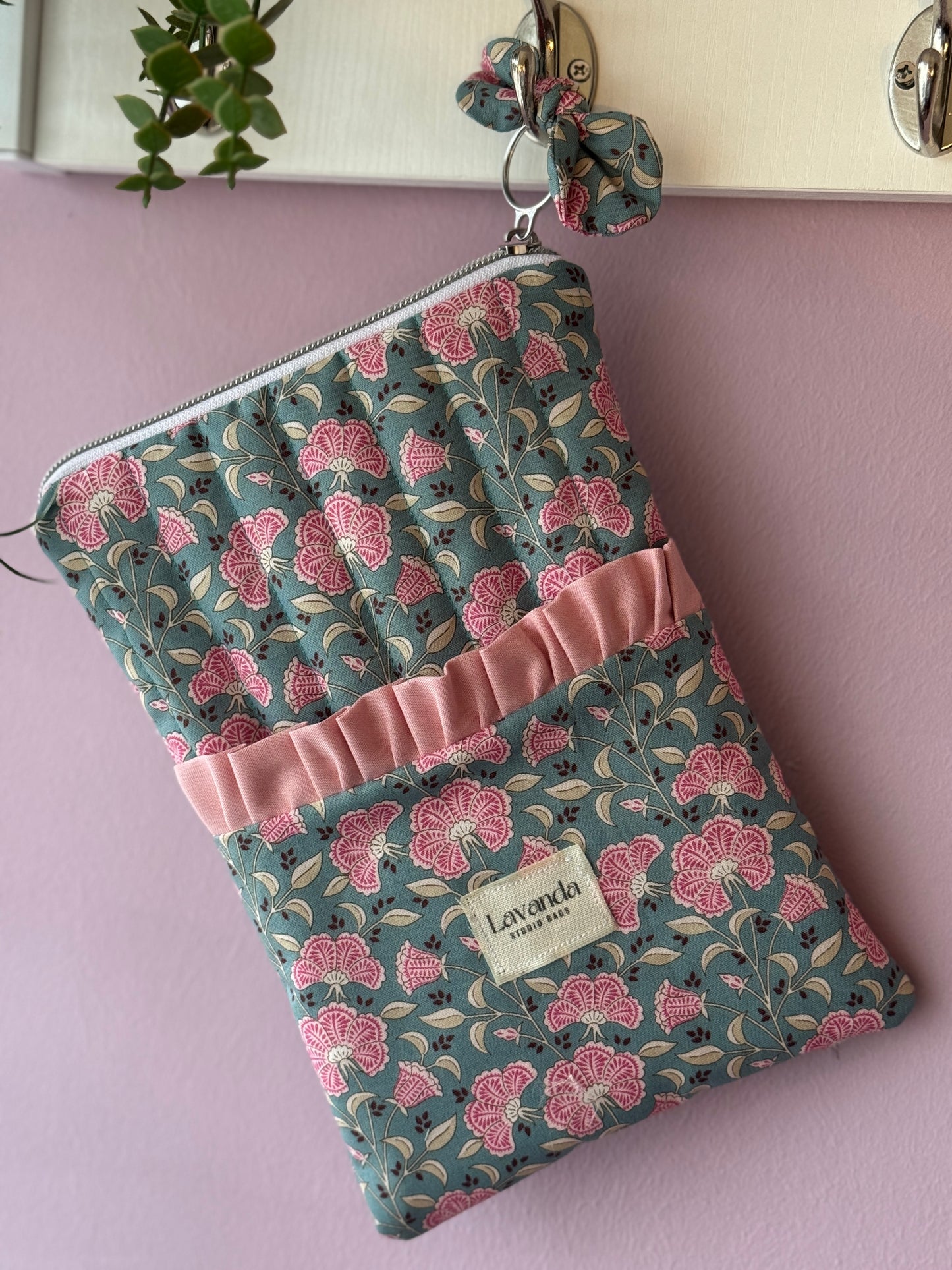 Kindle sleeve floral