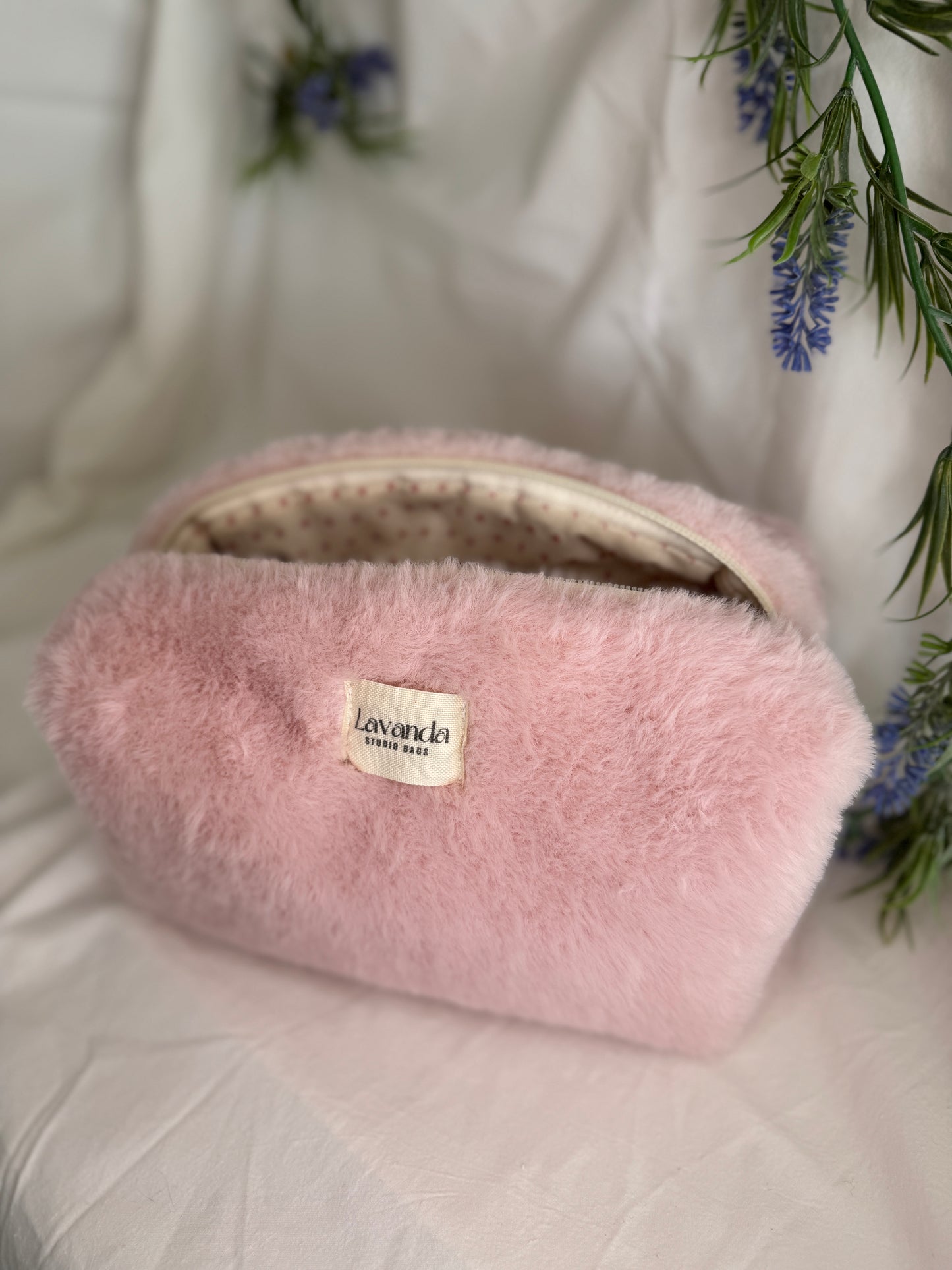 Bolsa de cosméticos Rouse esponjosa