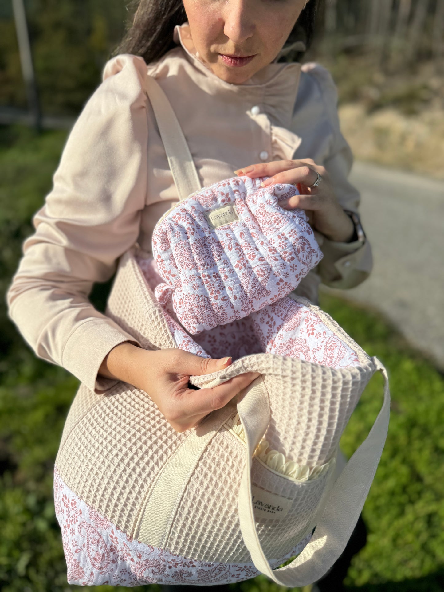 C.Tote bag/ vanilla line