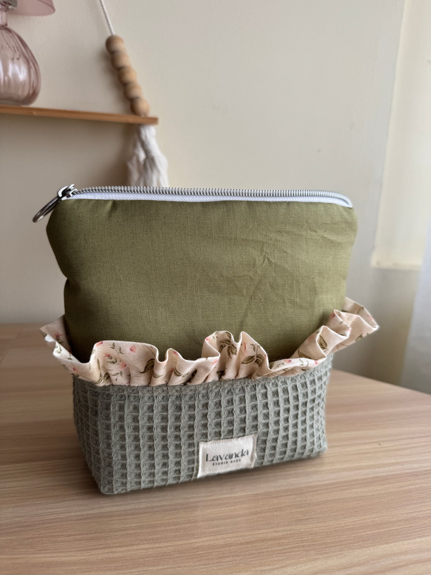 b.Cosmetic bag cosmos green