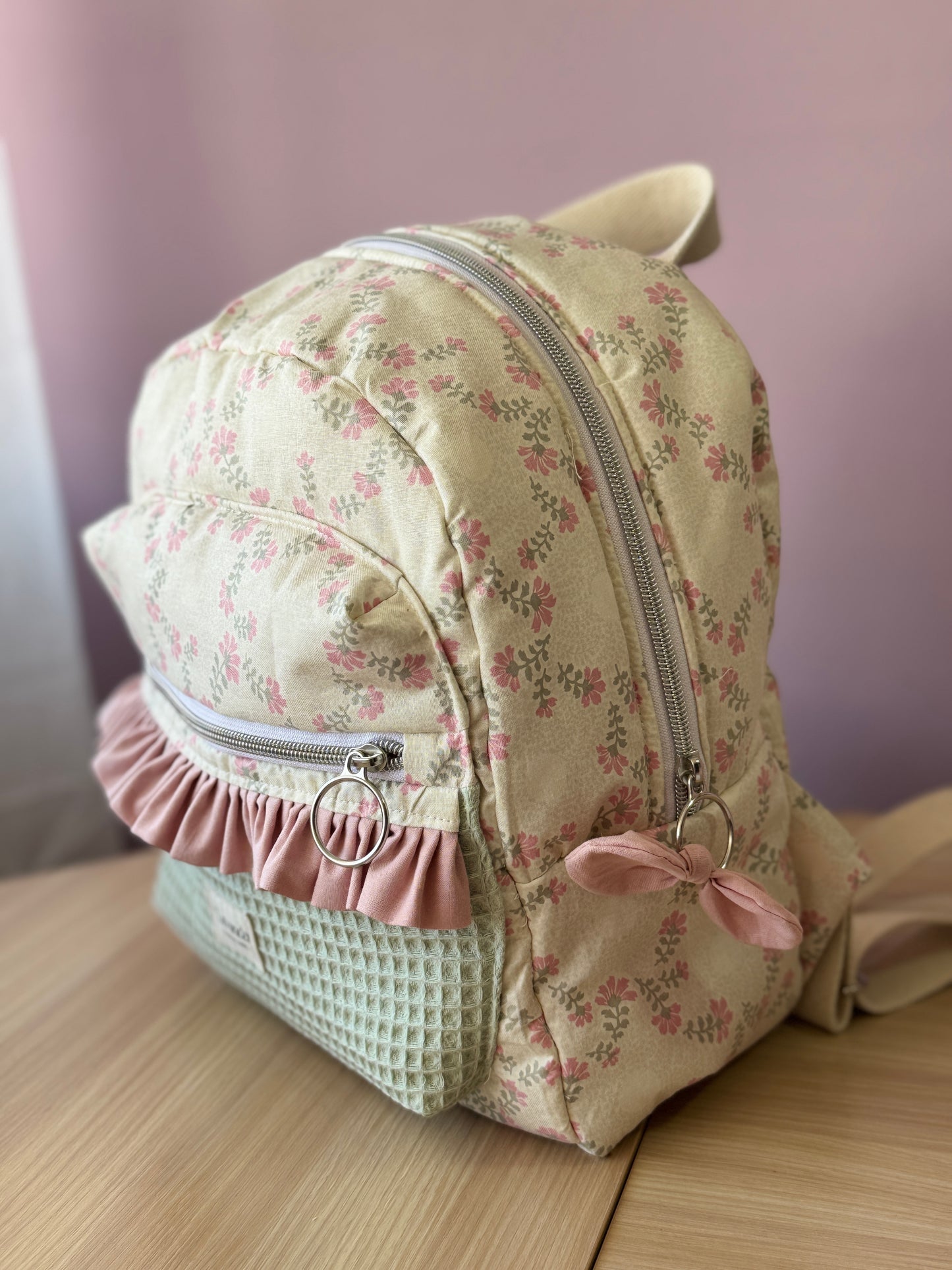 Backpack pastel flowers