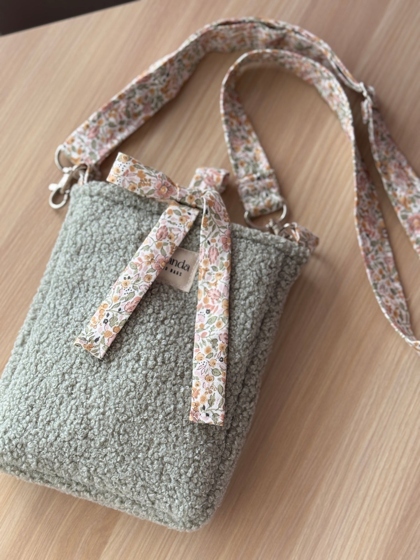Teddy phone crossbody 3🍂