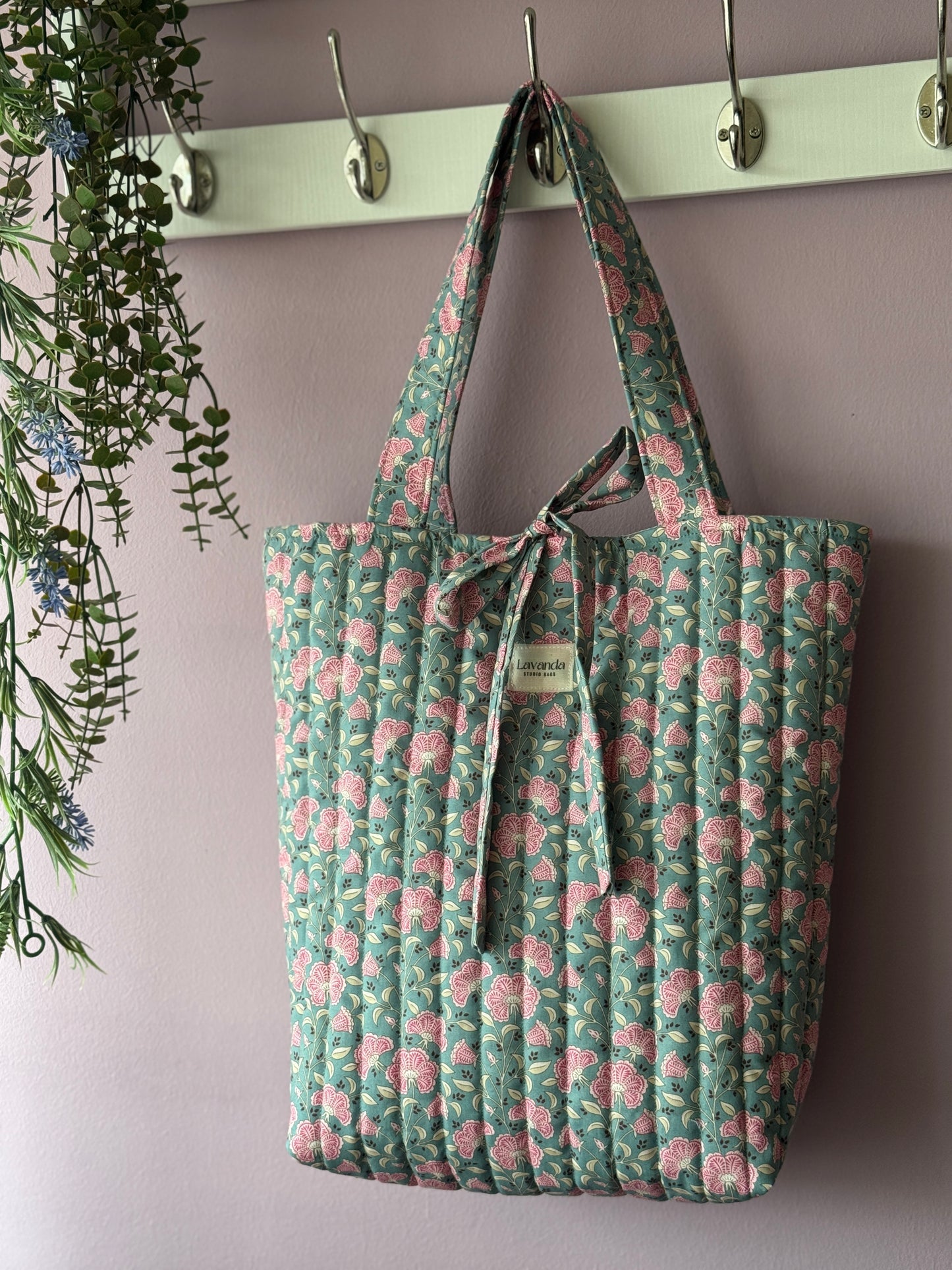 B.Tote bag Amalia green petrol pink flowers.
