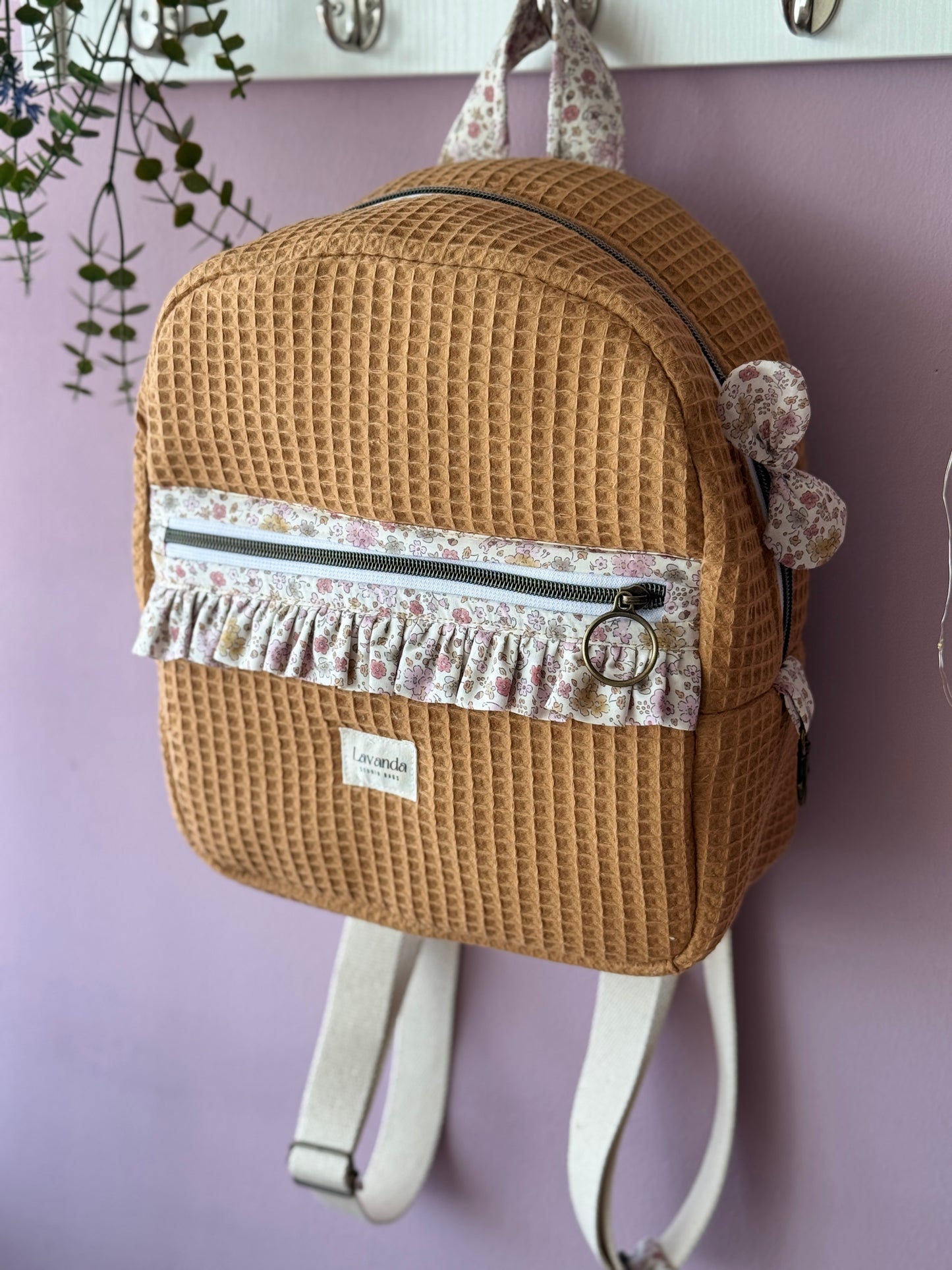 Backpack ocre waffle and pastel flowers🍂