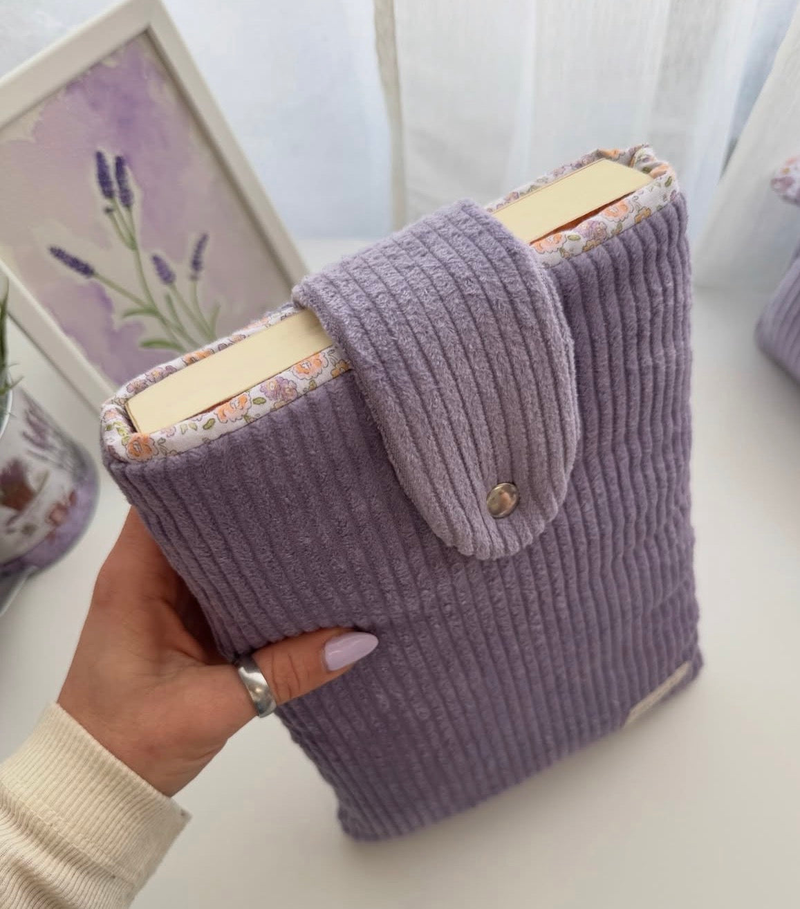 Book sleeve with button closure pana lilac flowers