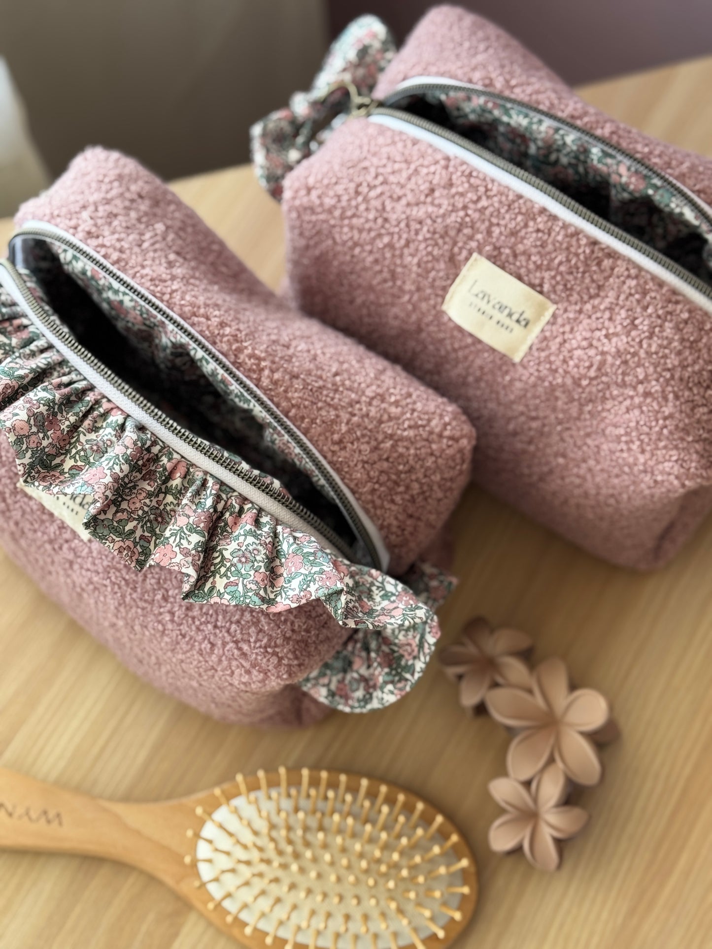 Fresia teddy cosmetic bag old pink.