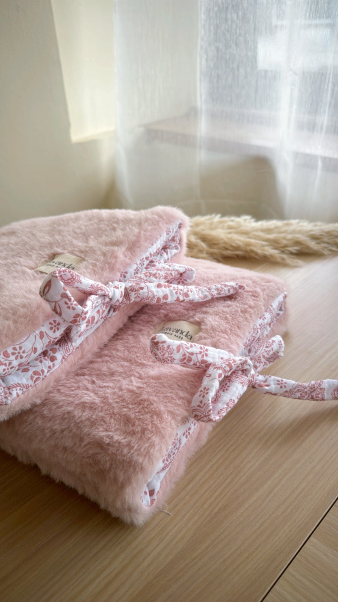 Book cover fluffy pink