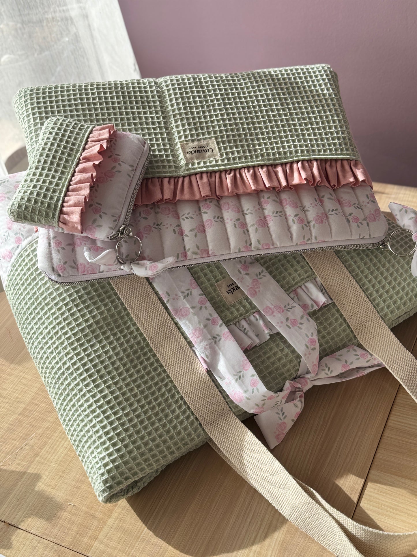 A.Tote bag mint waffle and pastel flowers (custom bag) Available to make within 15 business days.