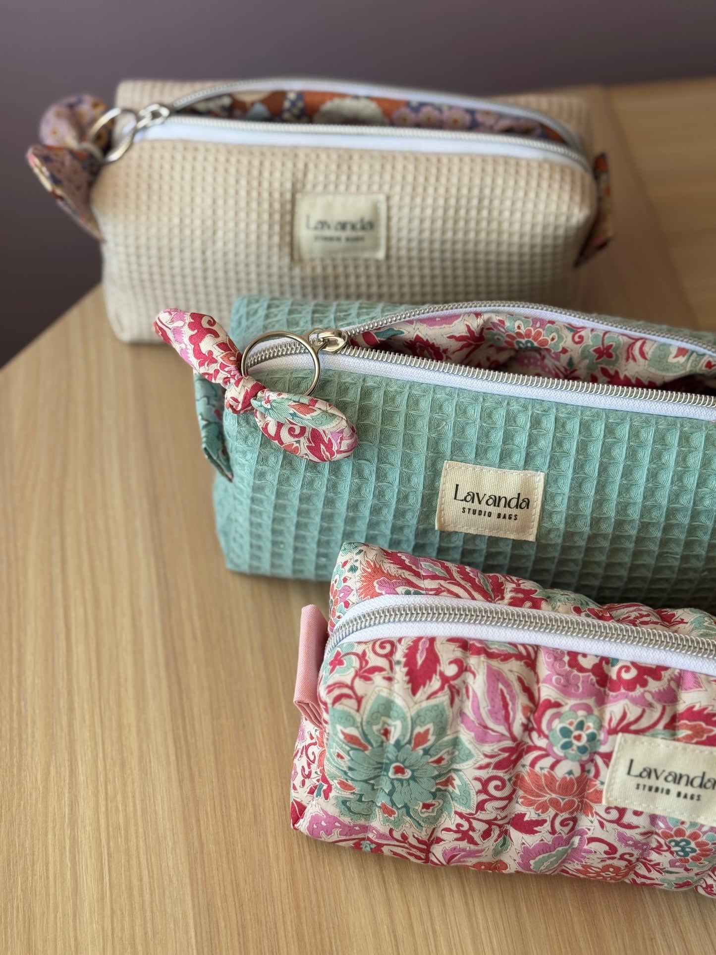 A.Pen cases🌸5