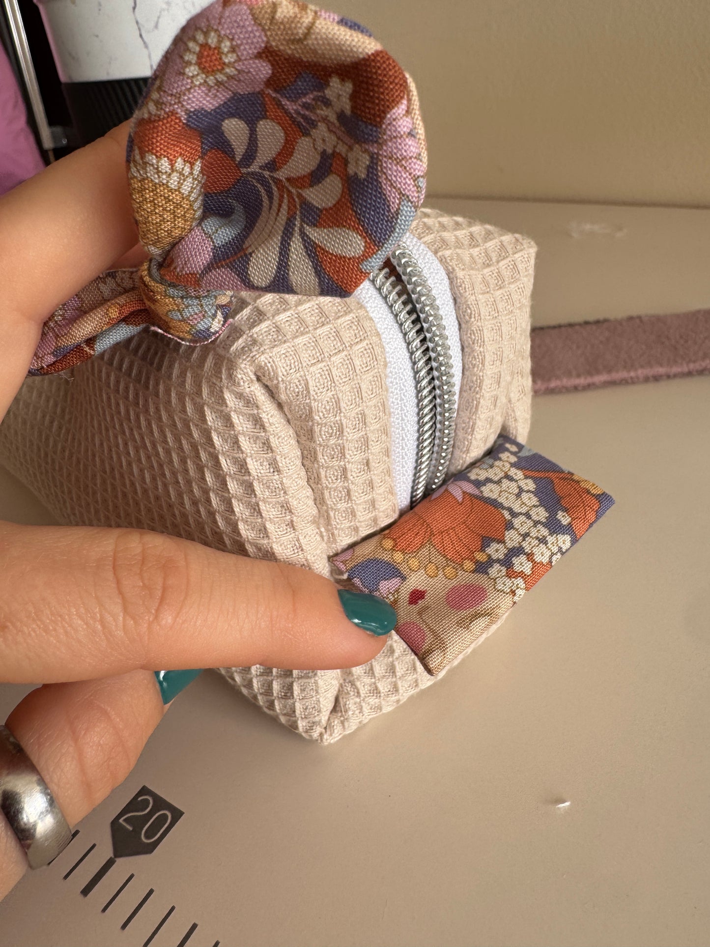 A.Pen cases🌸8