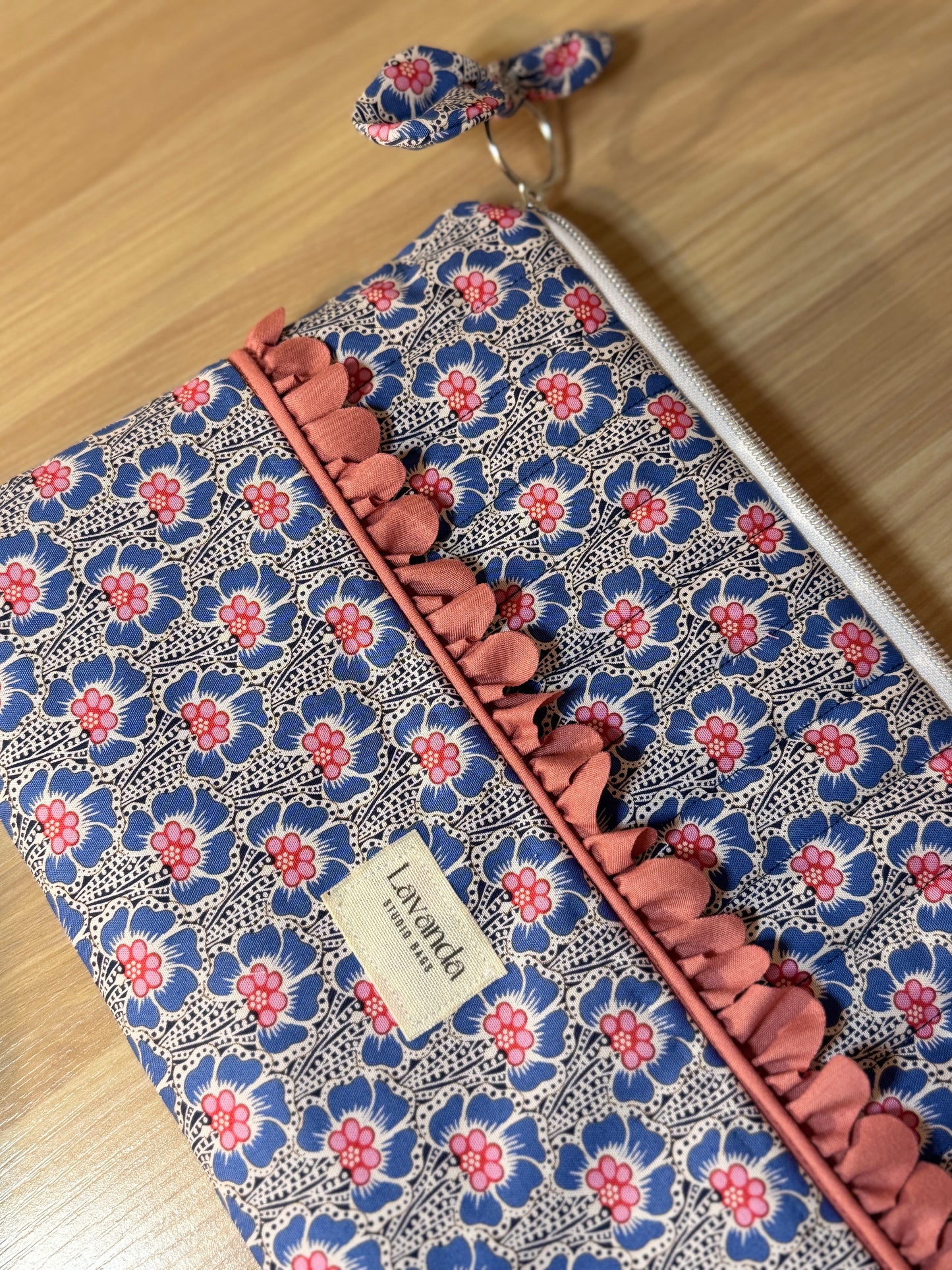 Blue love flowers lpad case.