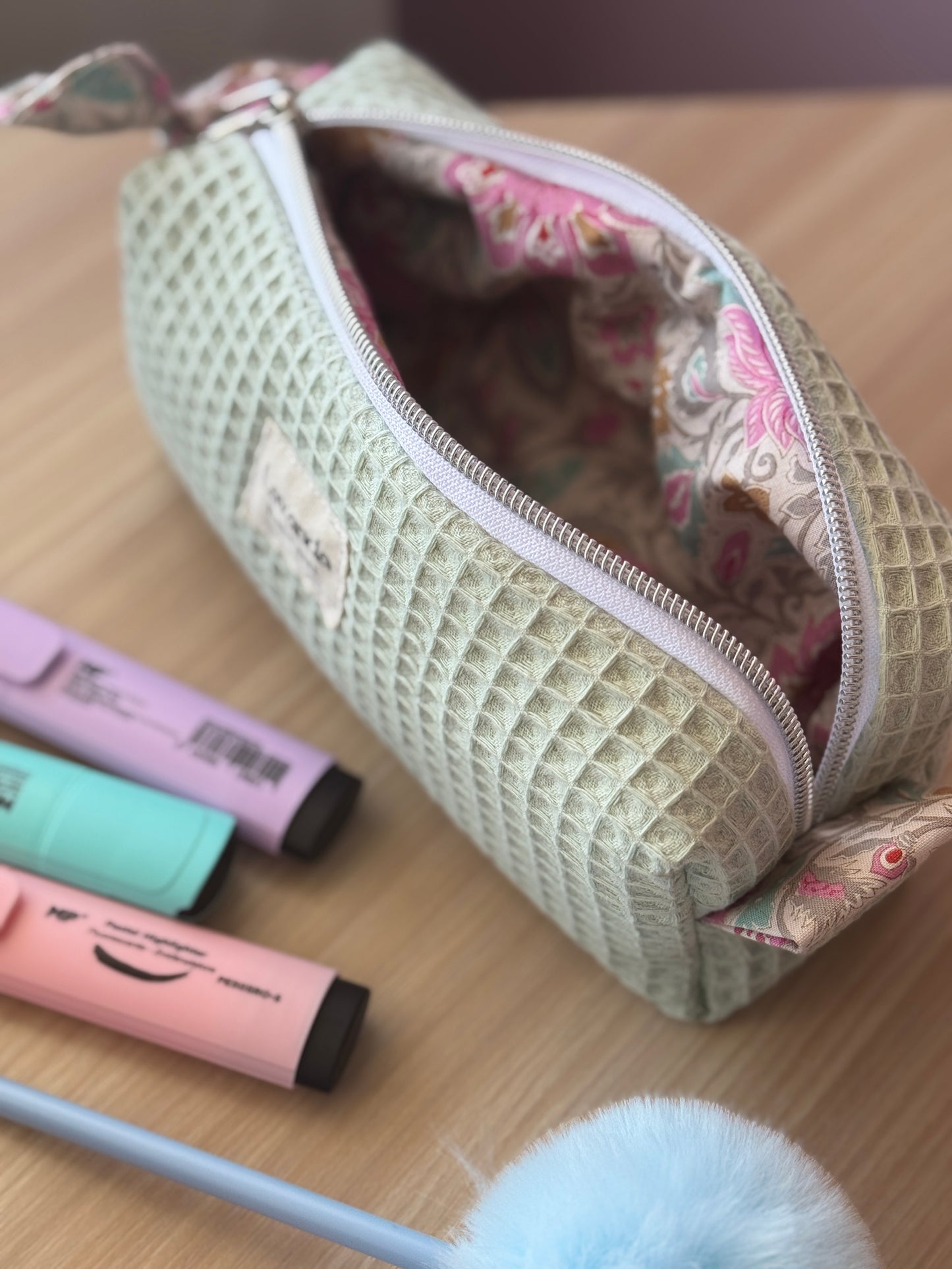 A.Pen cases🌸