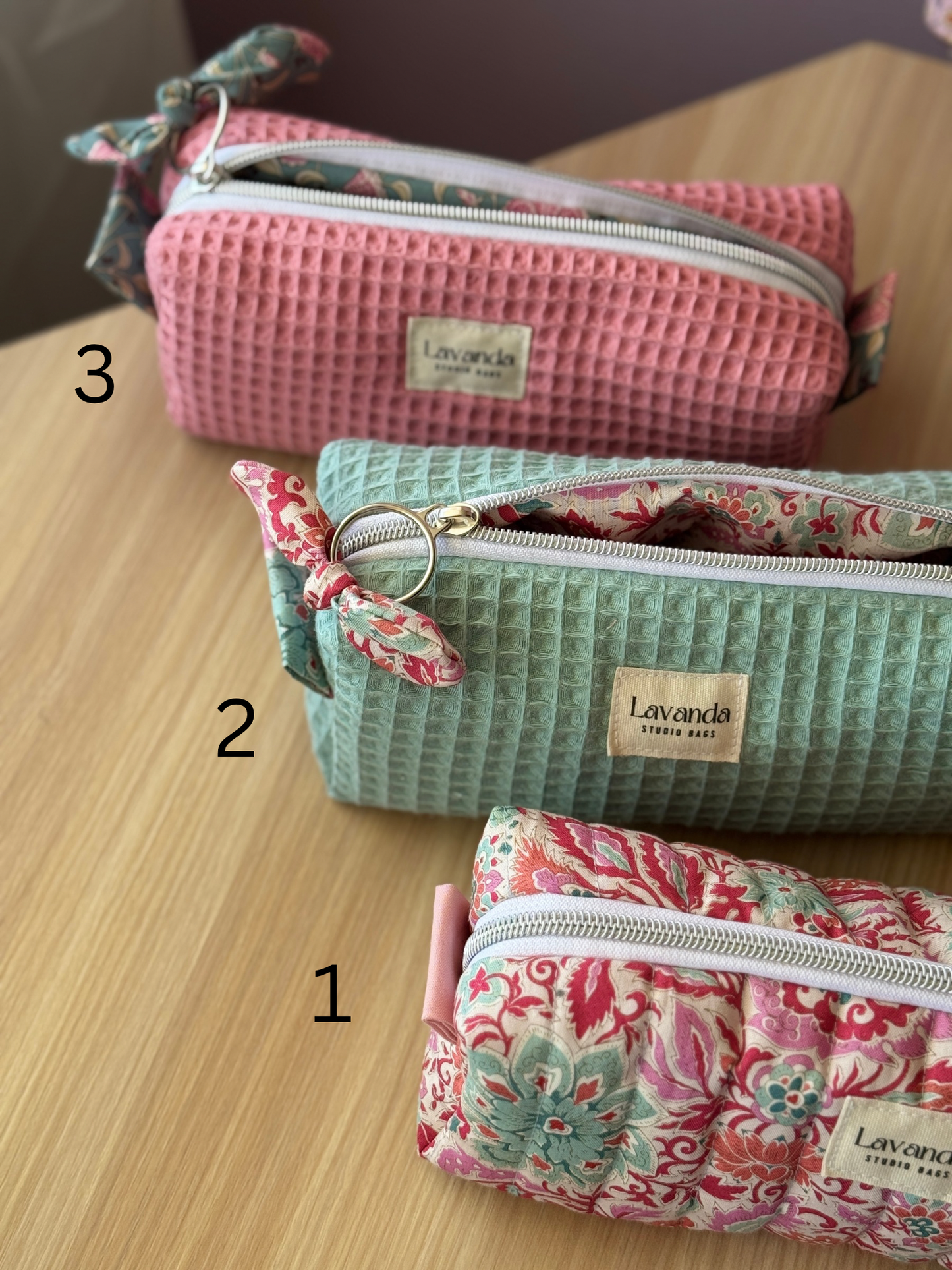 A.Pen cases🌸