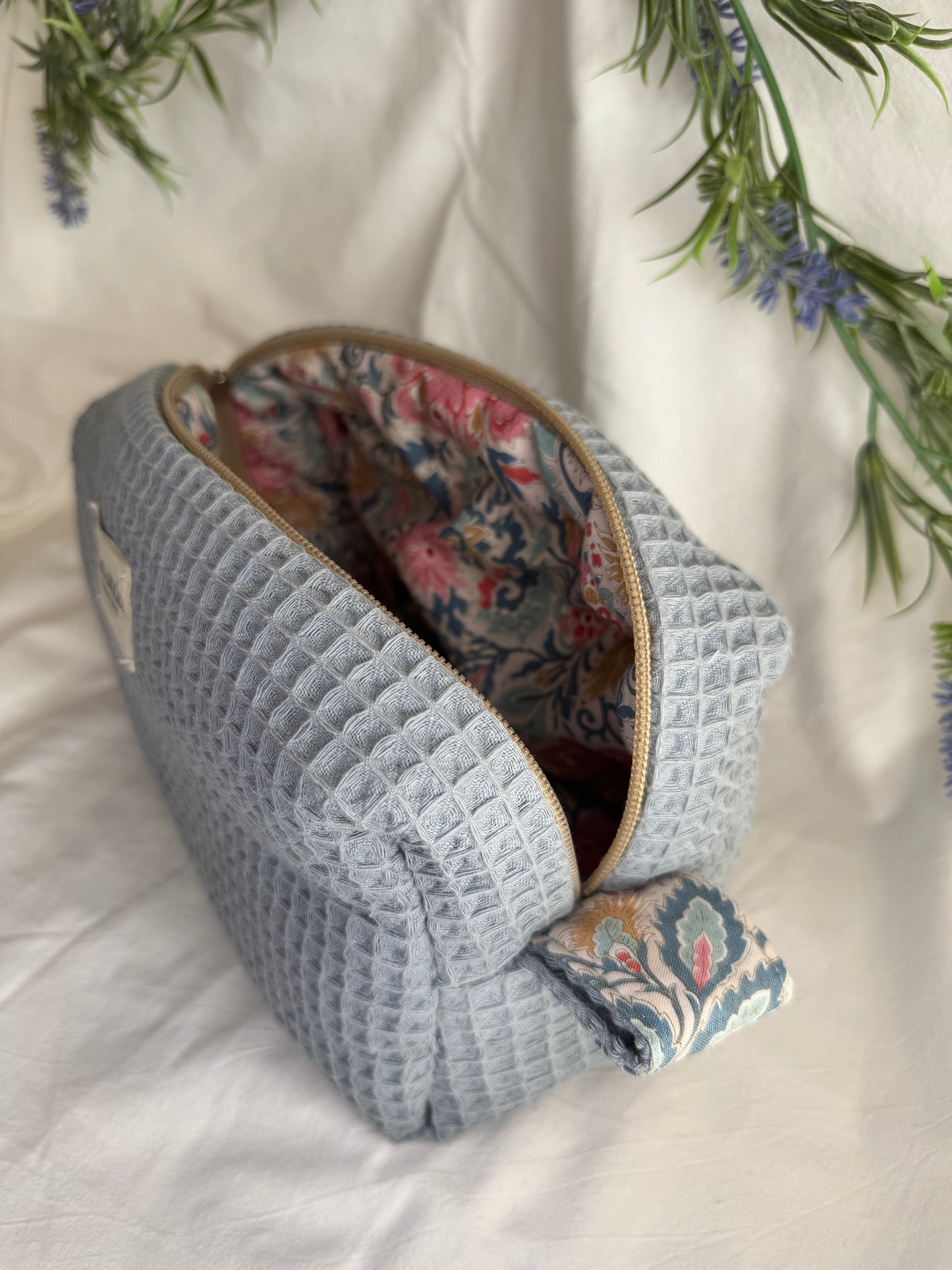 c.Cosmetic bag lilium waffle Blue waffle fabric.
