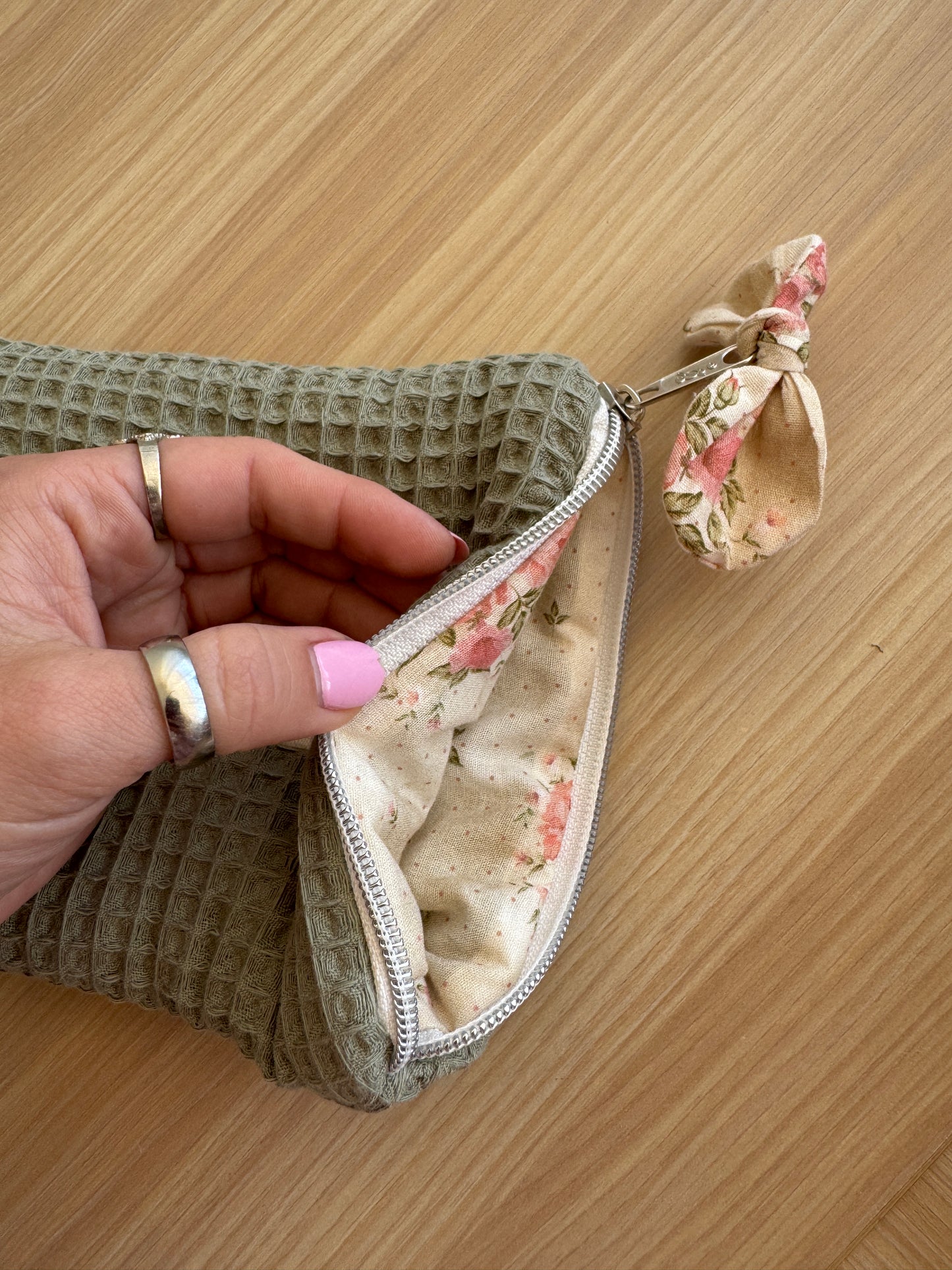 Kindle sleeve floral