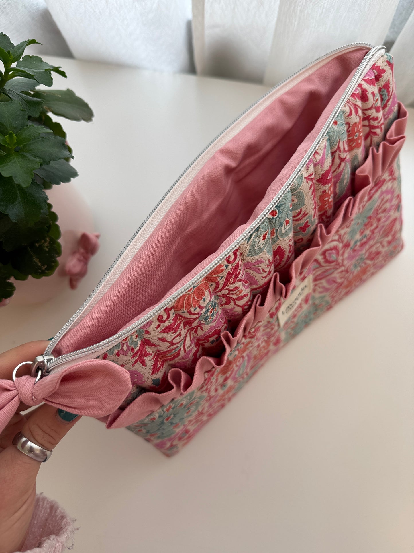 Capa para computador portátil/ iPad/ MacBook/ tablet com flores cor-de-rosa e coloridas