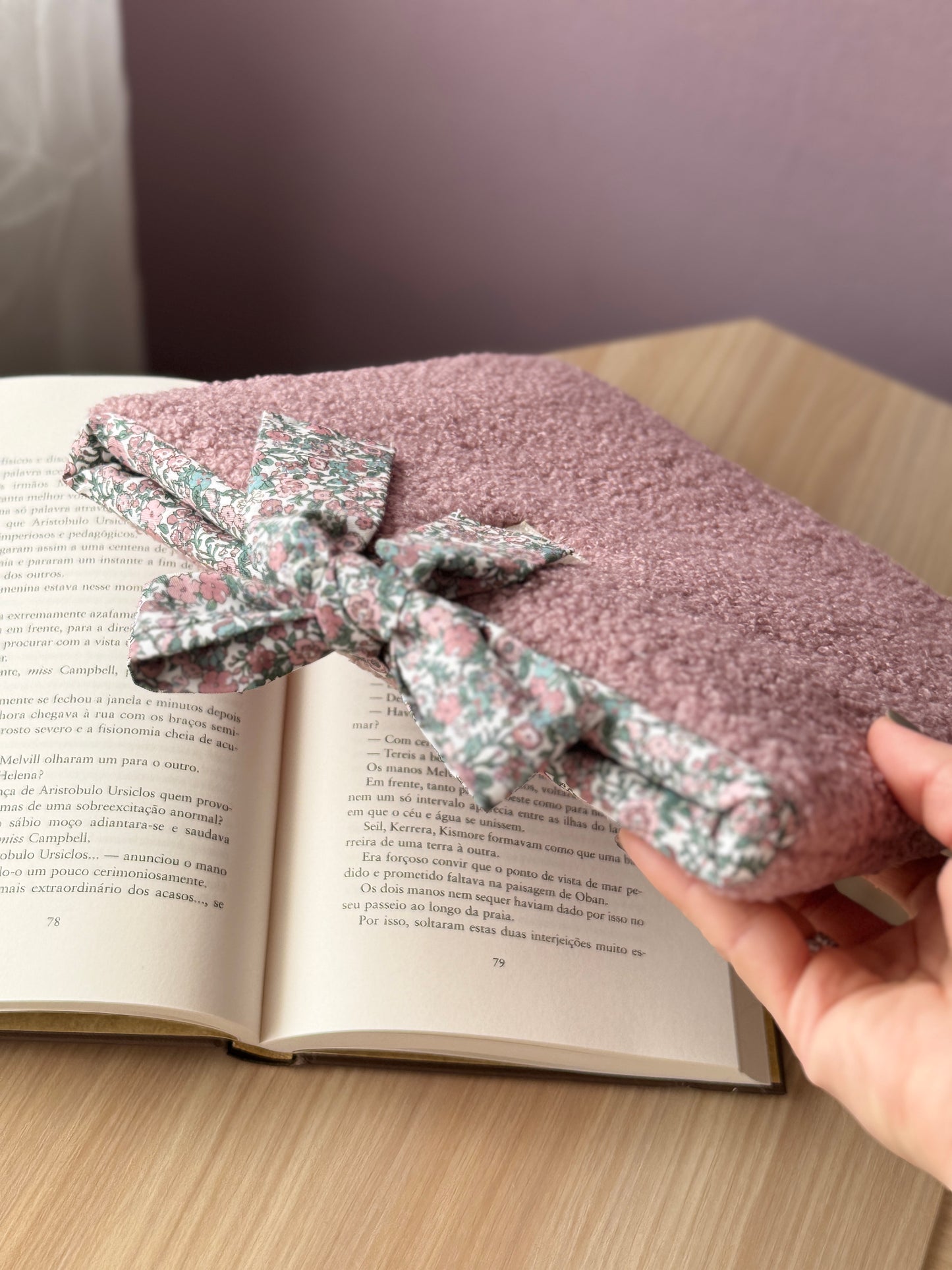 Book cover teddy old pink and flowers