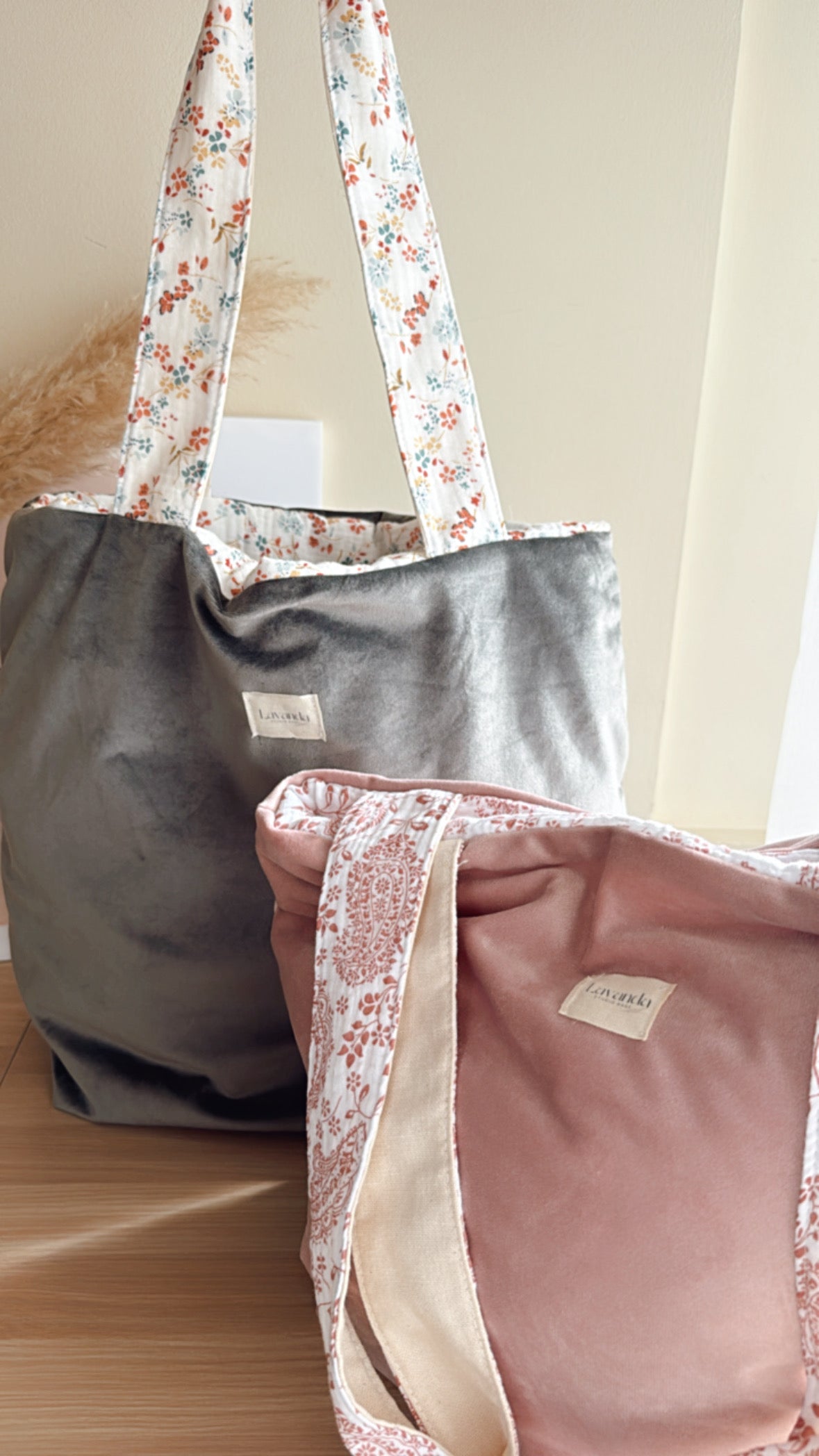 Tote bag velvet grey / lirio line