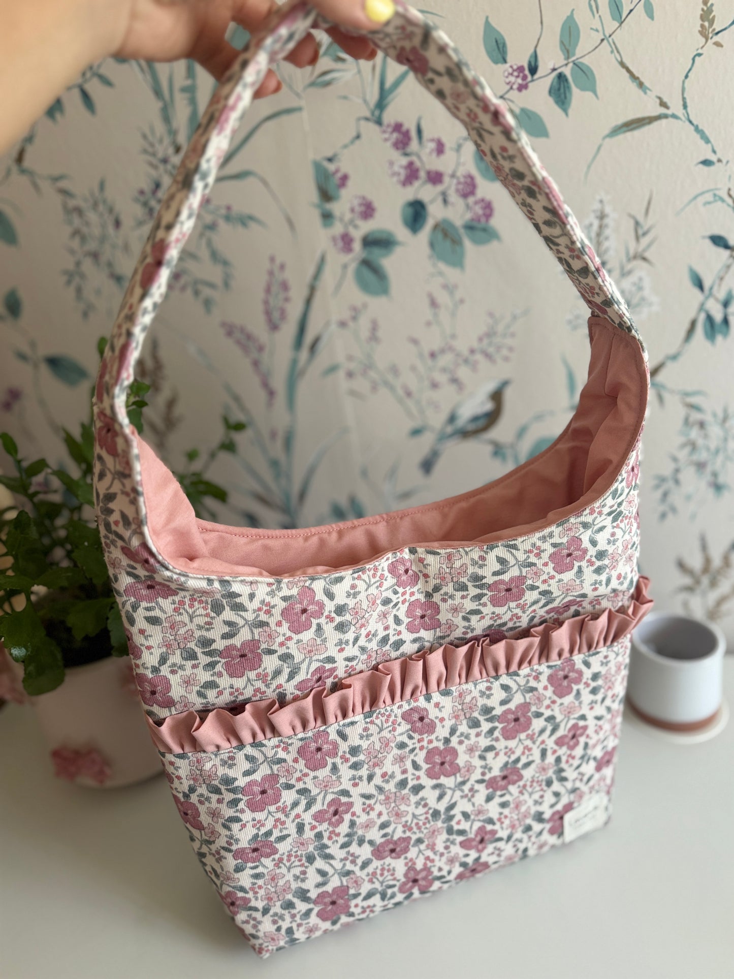 New Iris bag🌸 pink and flowers