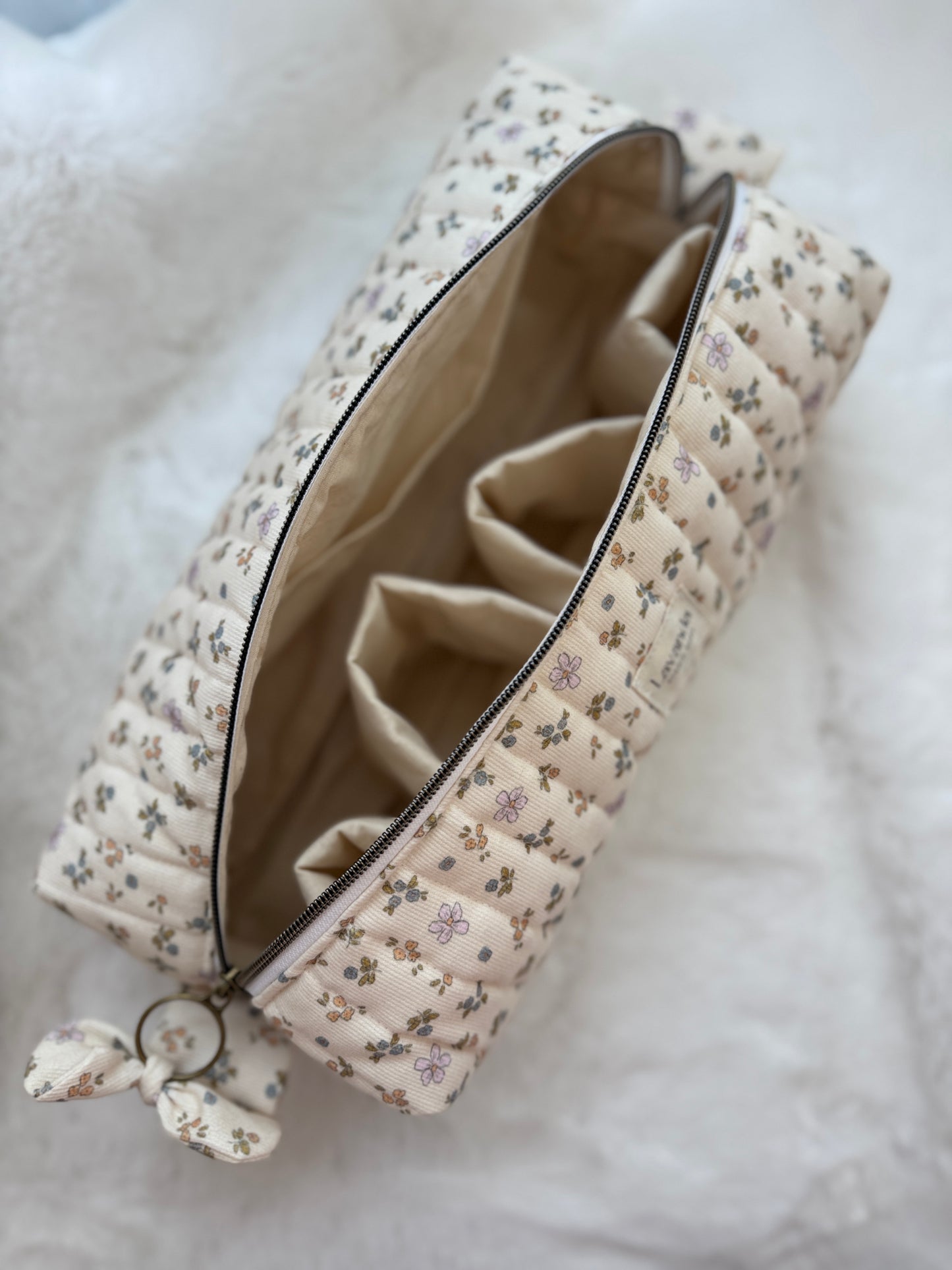 Dyson airwrap bag beige and flowers