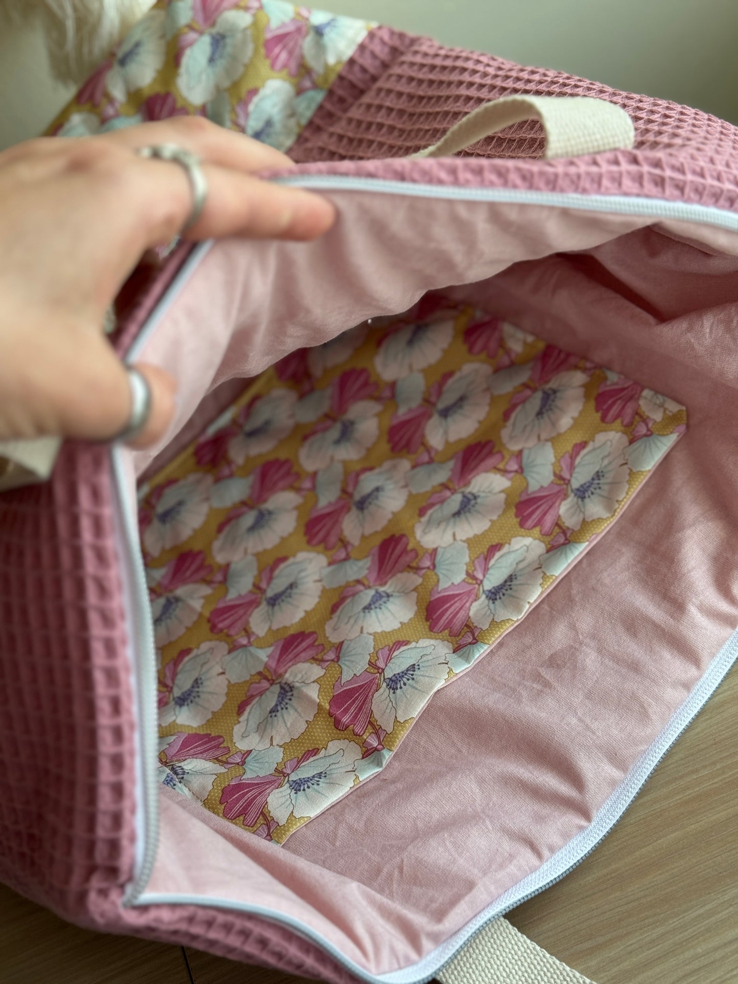 A.Tote bag Dalia pink waffle and flowers (custom bag) Available to make. Zipper