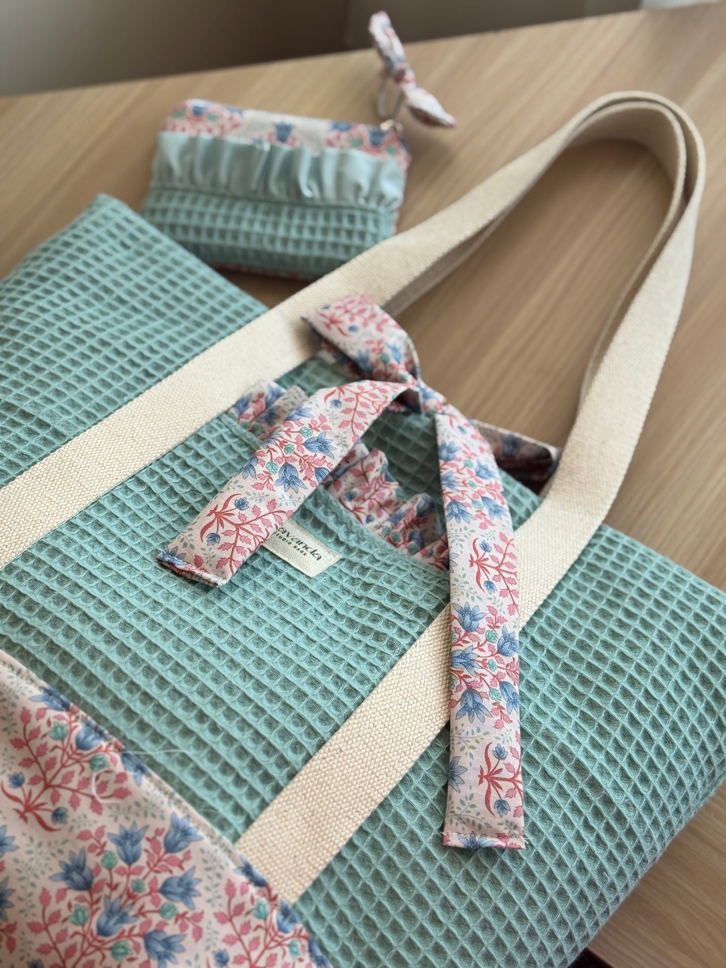 A.Tote bag Dalia waffle and blue brezee (custom bag).