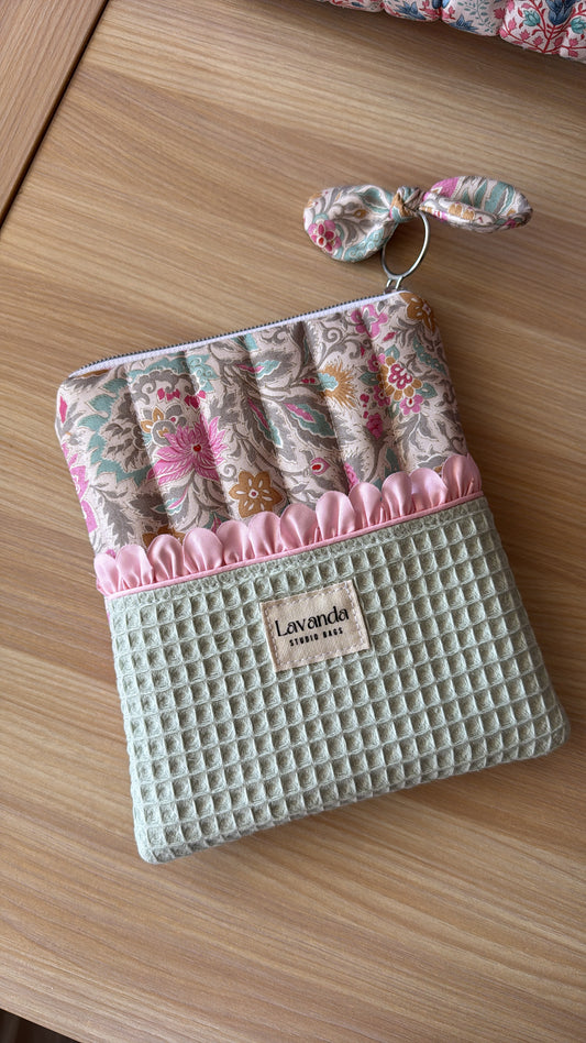 Kindle sleeve flowers and mint waffle