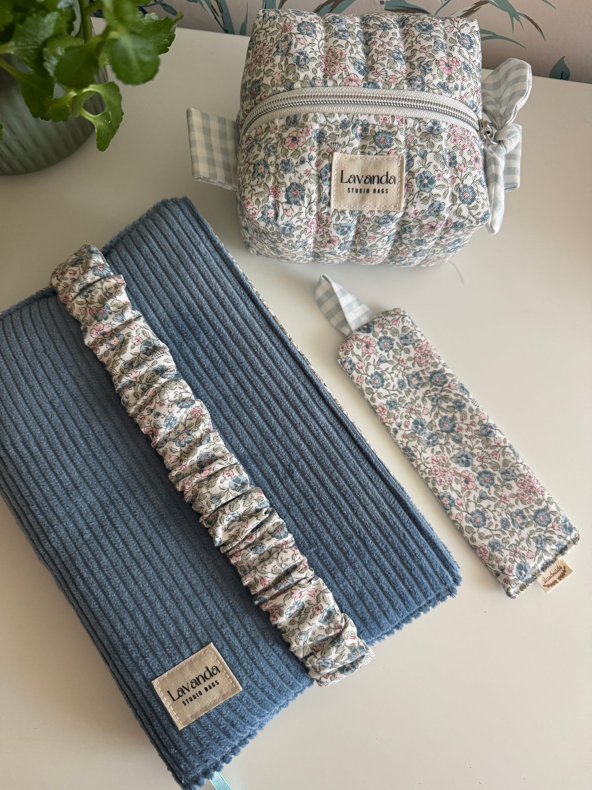 New! Book cover with flaps pana fabric and cotton flowers.