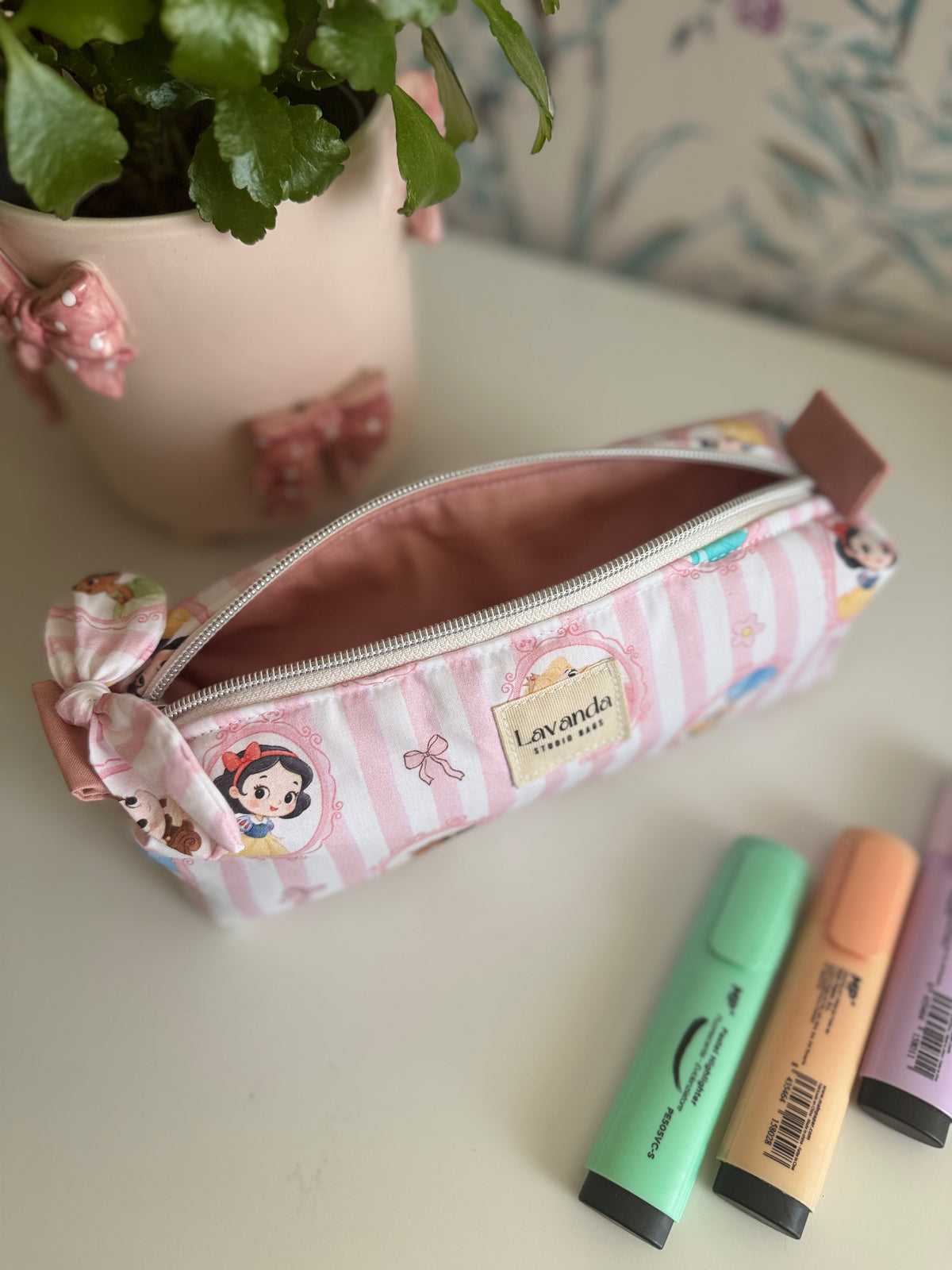 A.Estuches para lápices de princesa🎀