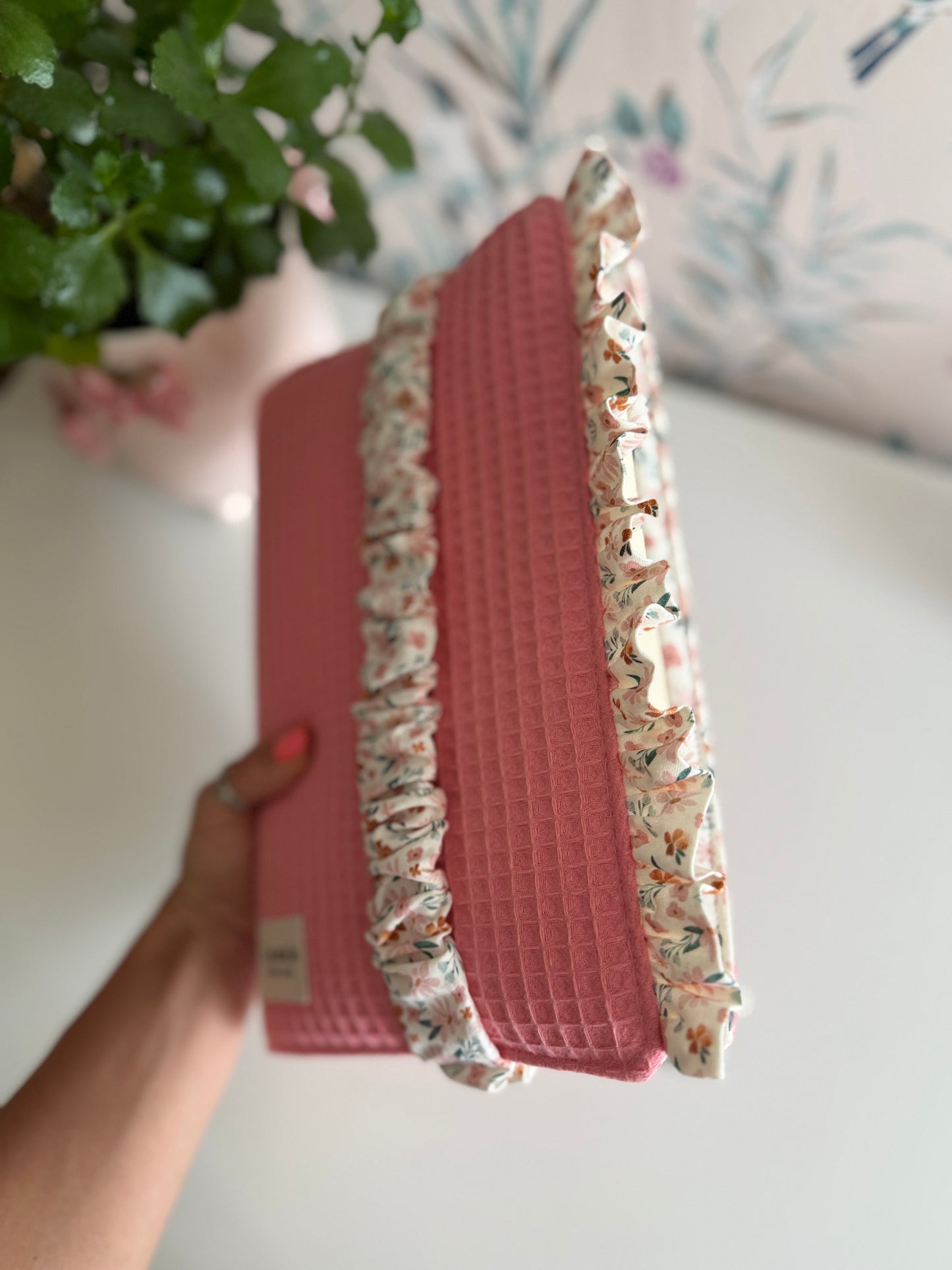 Book cover with flaps waffle fabric and cotton flowers