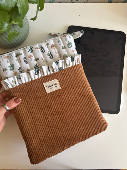 Laptop/ iPad/ tablet sleeve 🍄‍🟫
