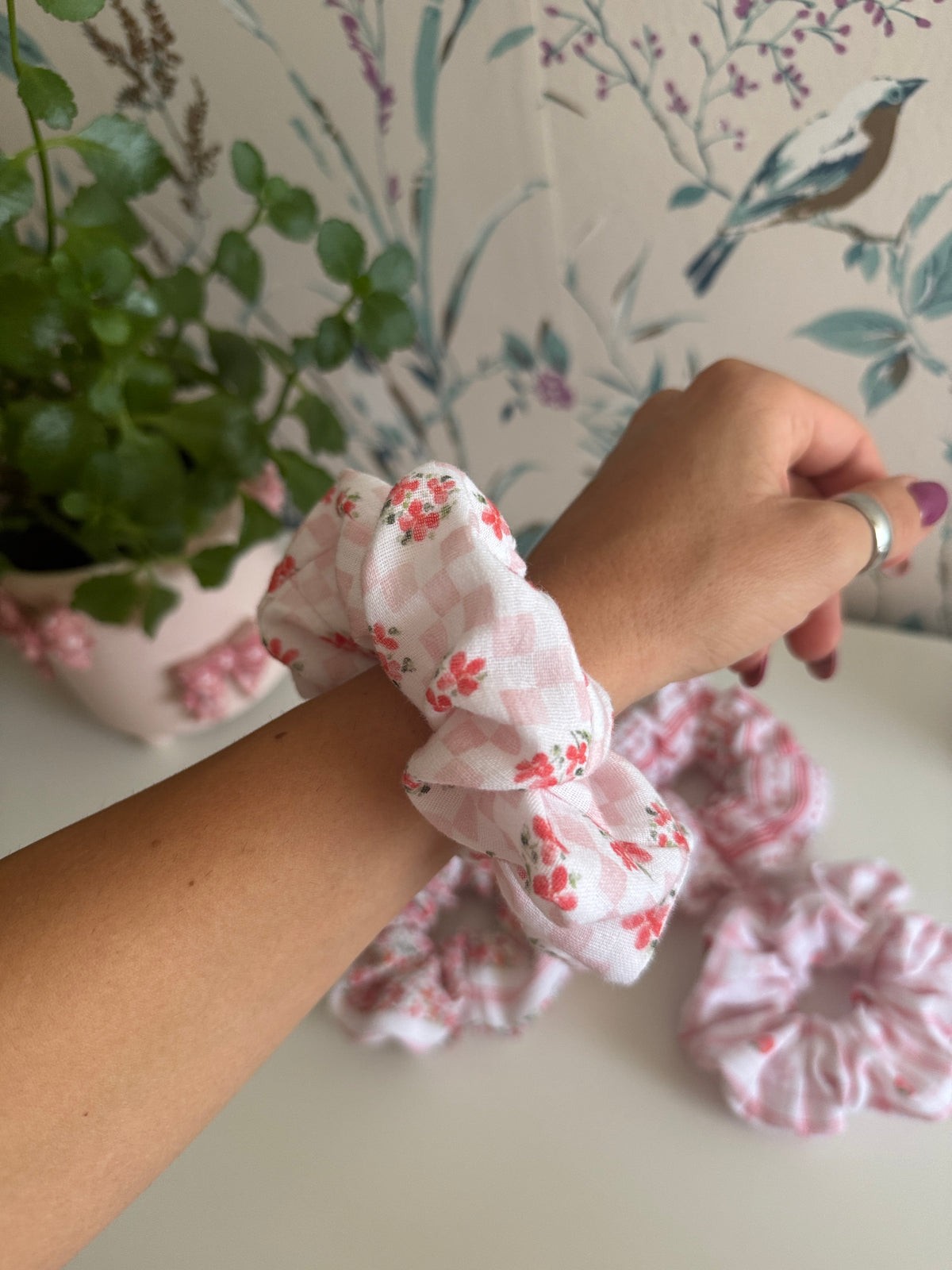Scrunchie little capsule🌸