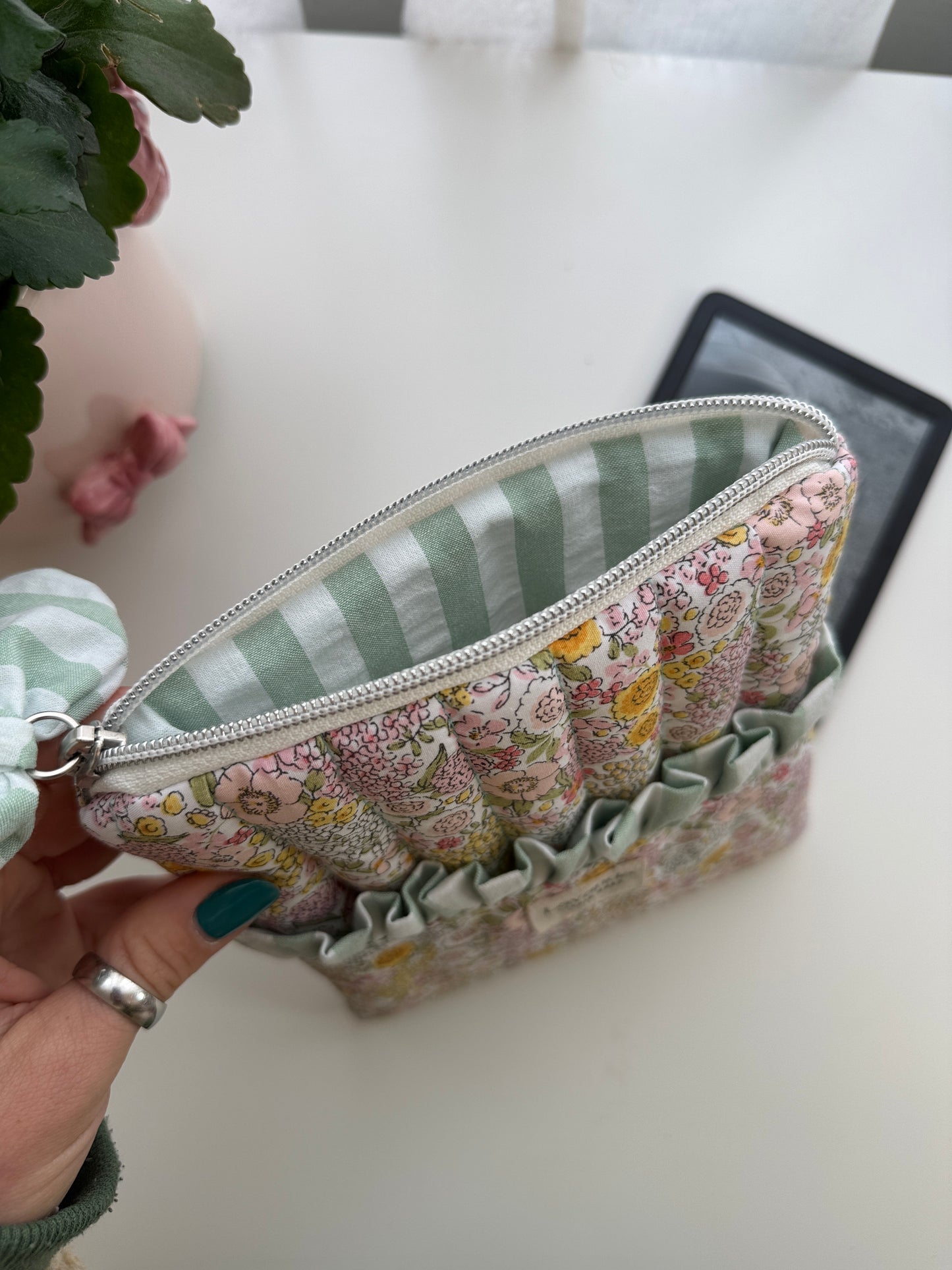 Cápsula para Kindle cor pistácio