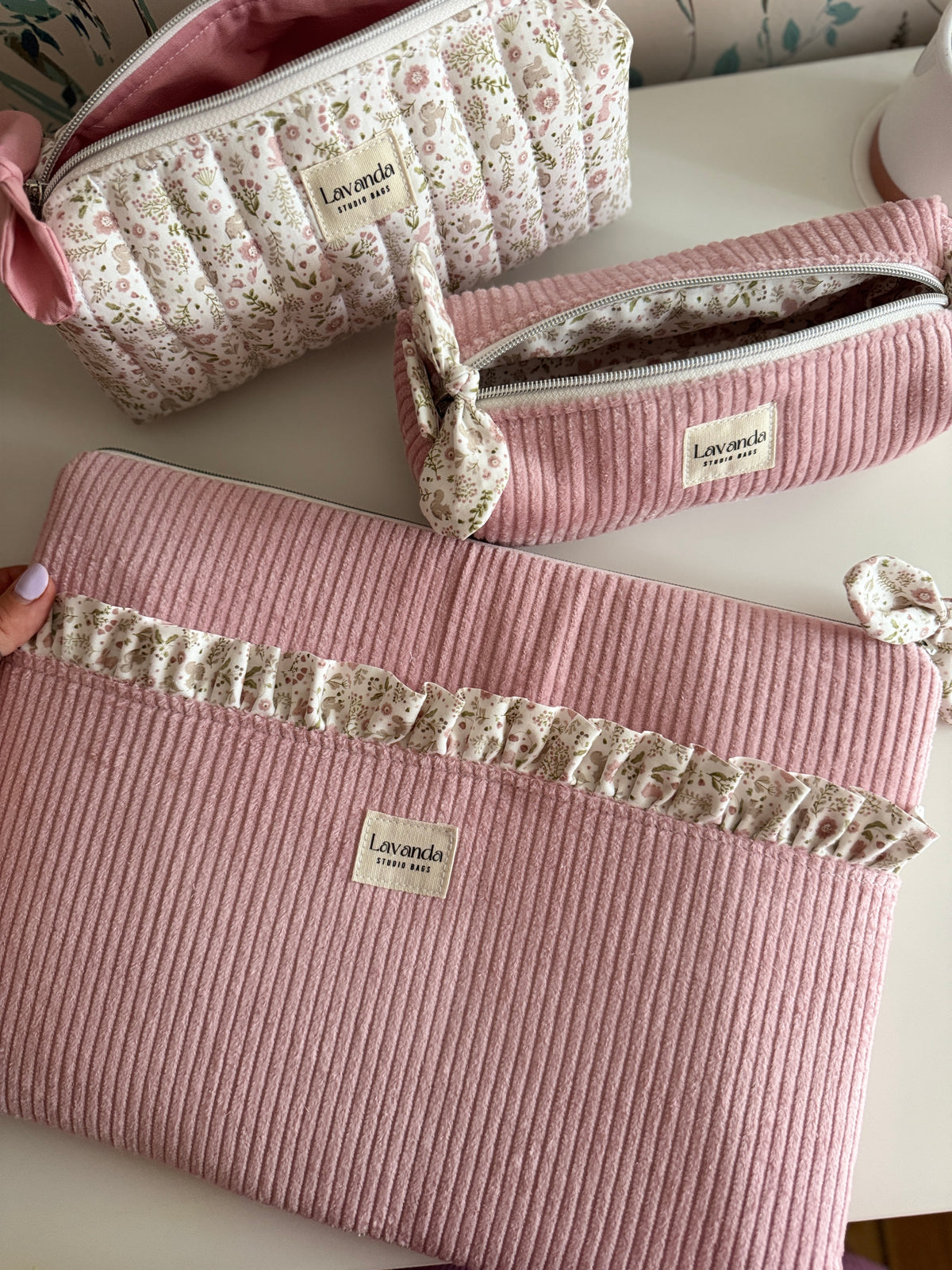 Floral laptop/ iPad/ tablet case pink pana