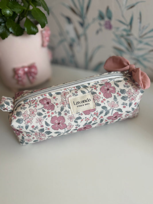 A.Pen cases🌸7