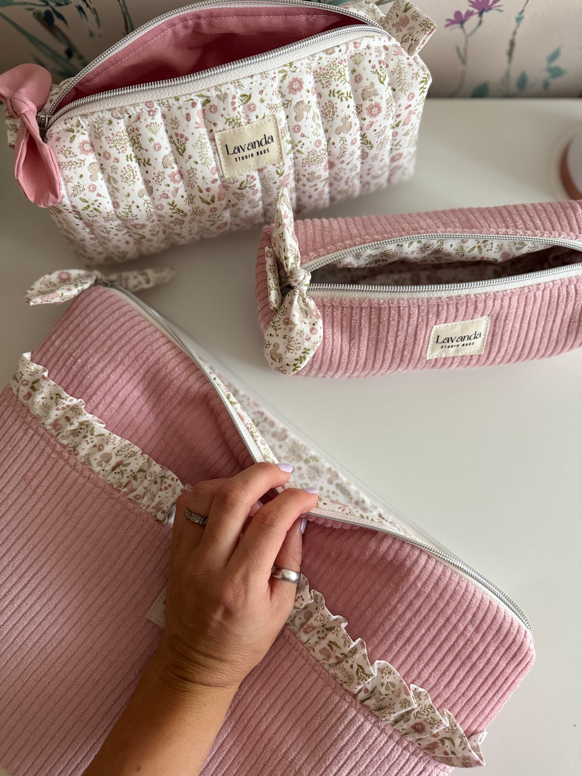 Floral laptop/ iPad/ tablet case pink pana