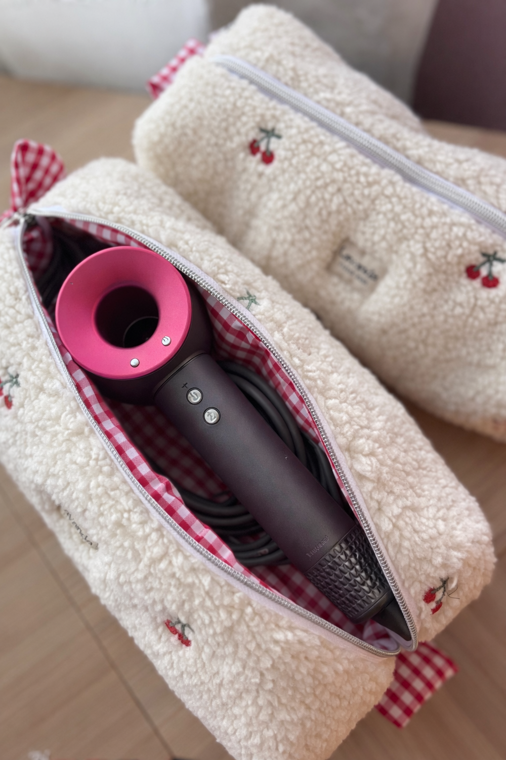 Cherry Dyson airwrap bag 🍒