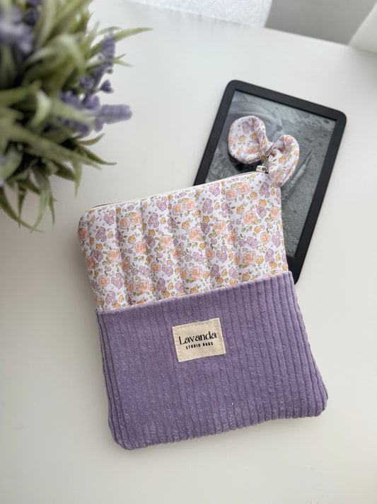 Kindle sleeve lilac lavander