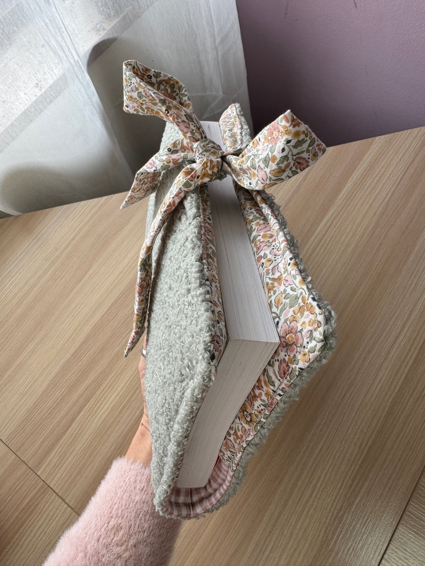 Book cover with flaps teddy green