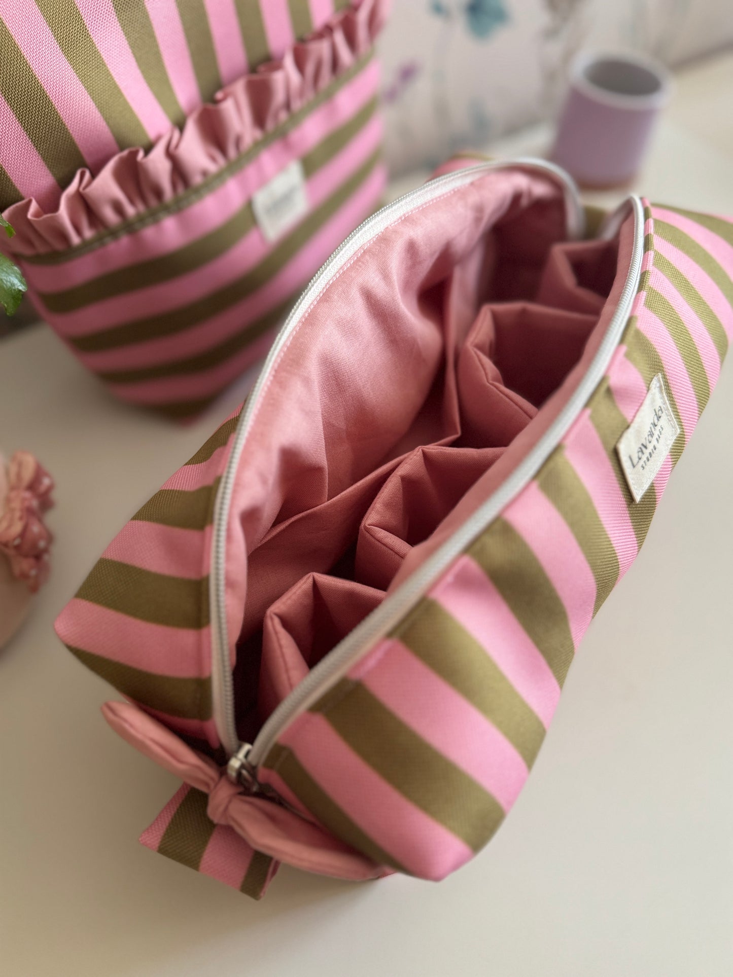 Dyson airwrap bag strap pink and olive