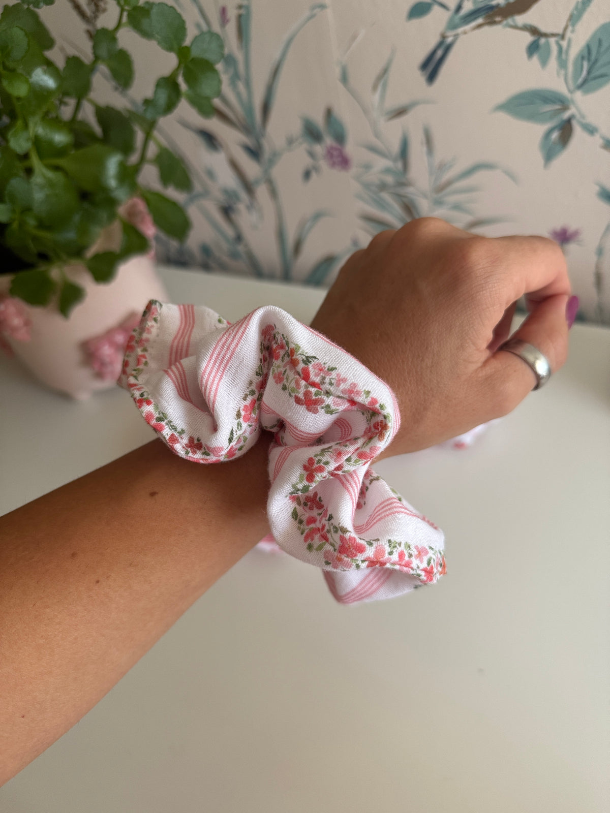 Scrunchie little capsule🌸