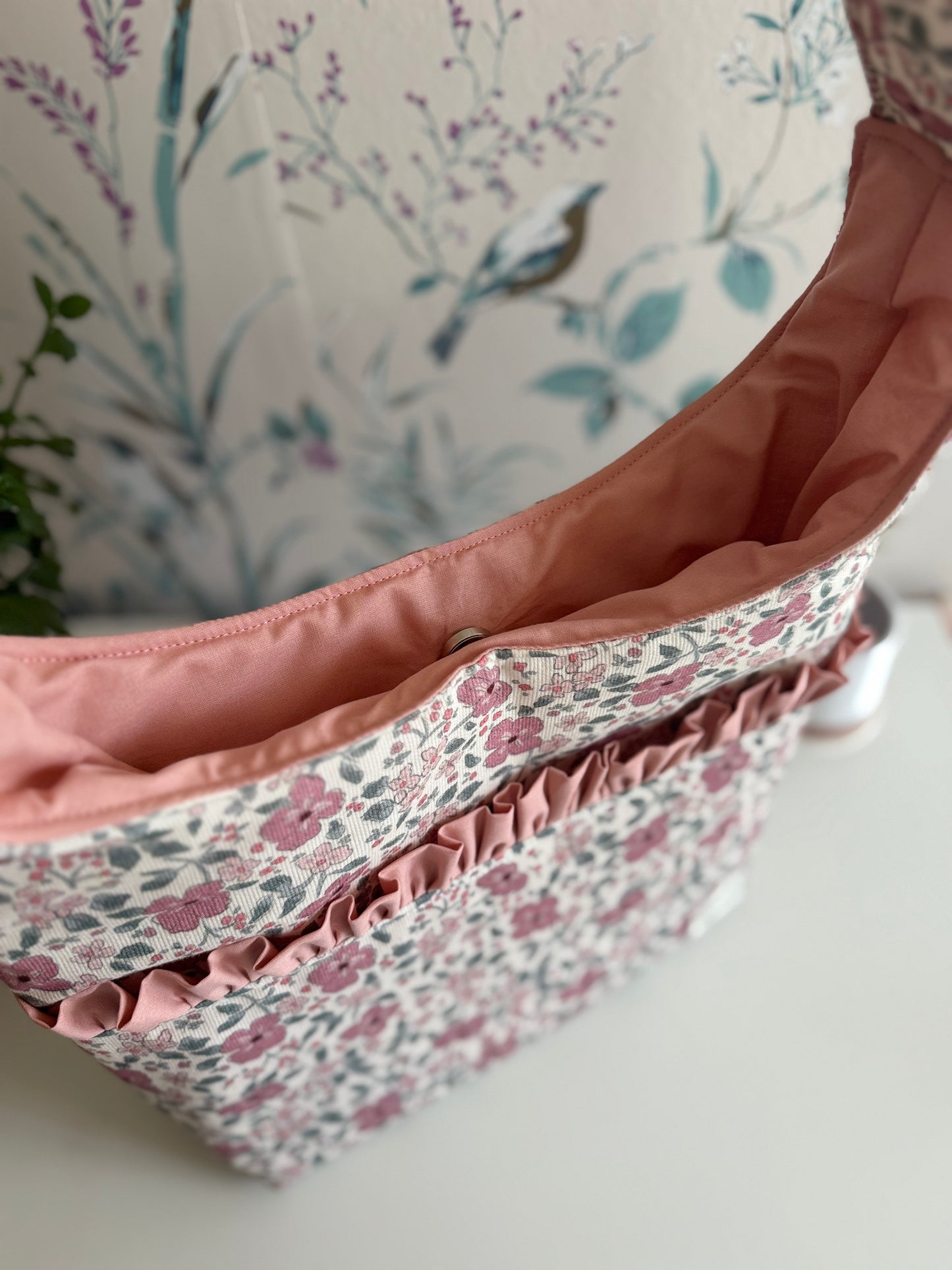 New Iris bag🌸 pink and flowers