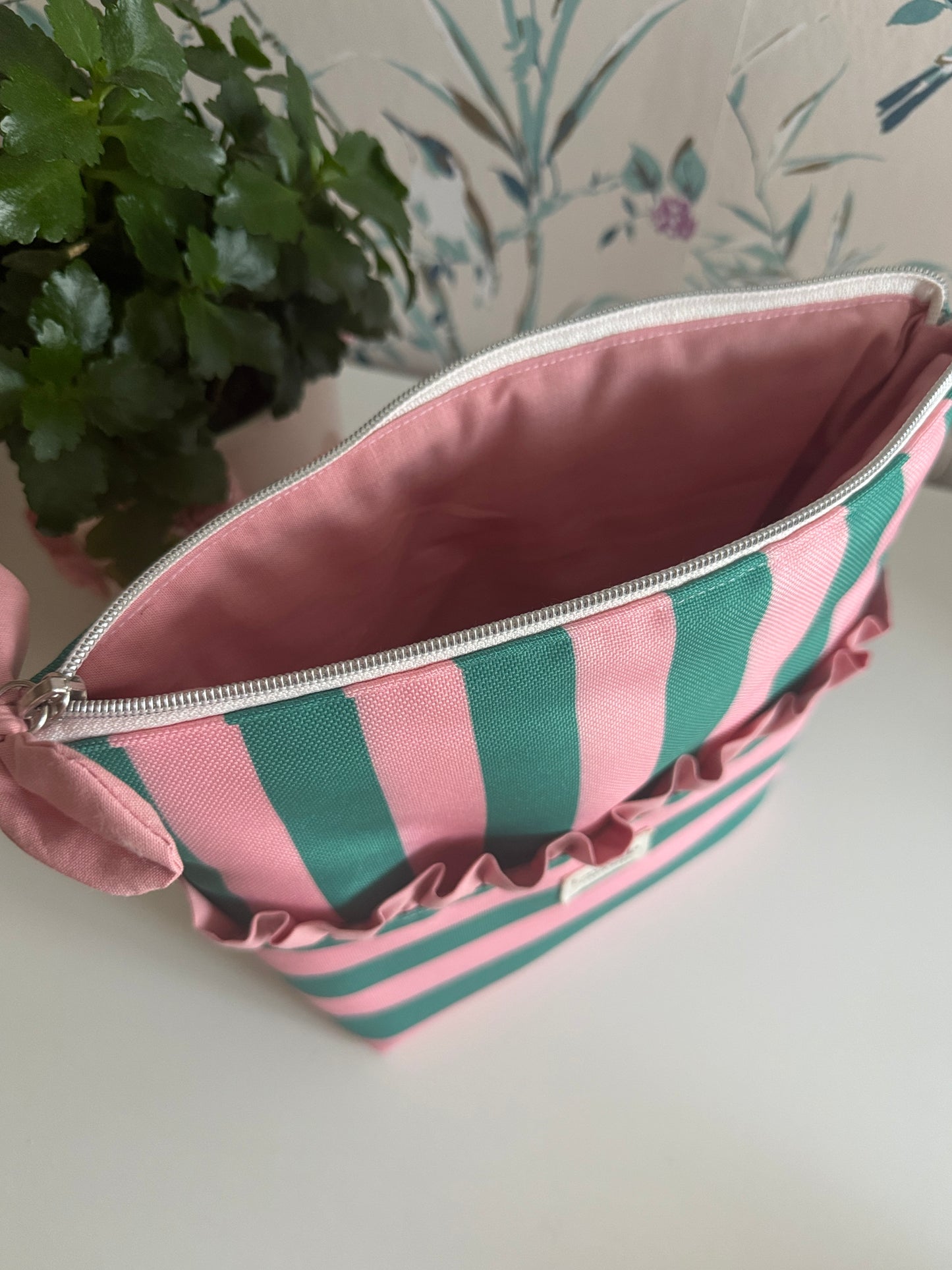 Cosmetic bag cosmos🌸