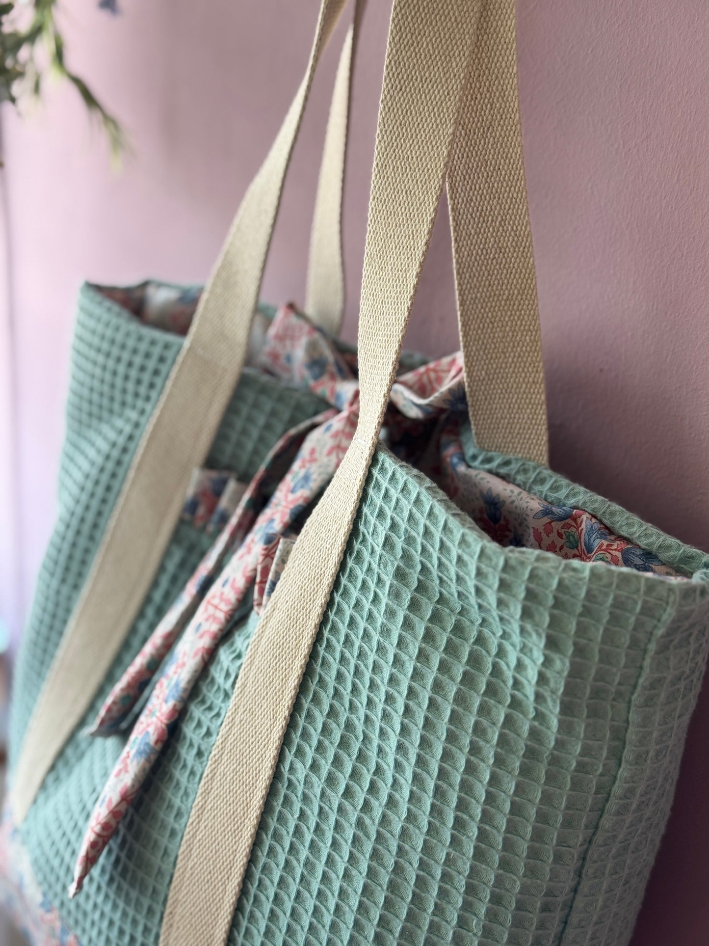 A.Tote bag Dalia waffle and blue brezee (custom bag).