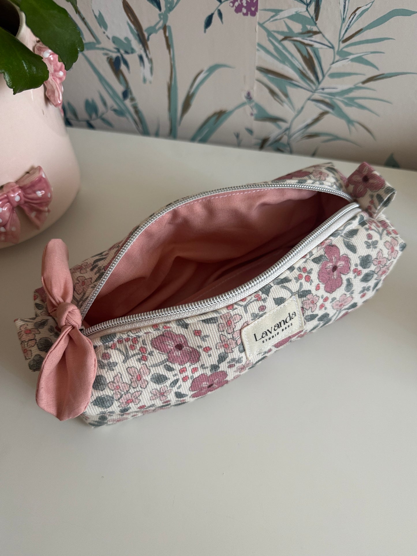 A.Pen cases🌸7
