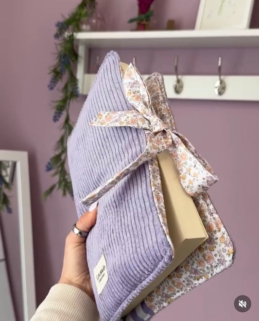 Book cover with flaps pana, flowers lilas