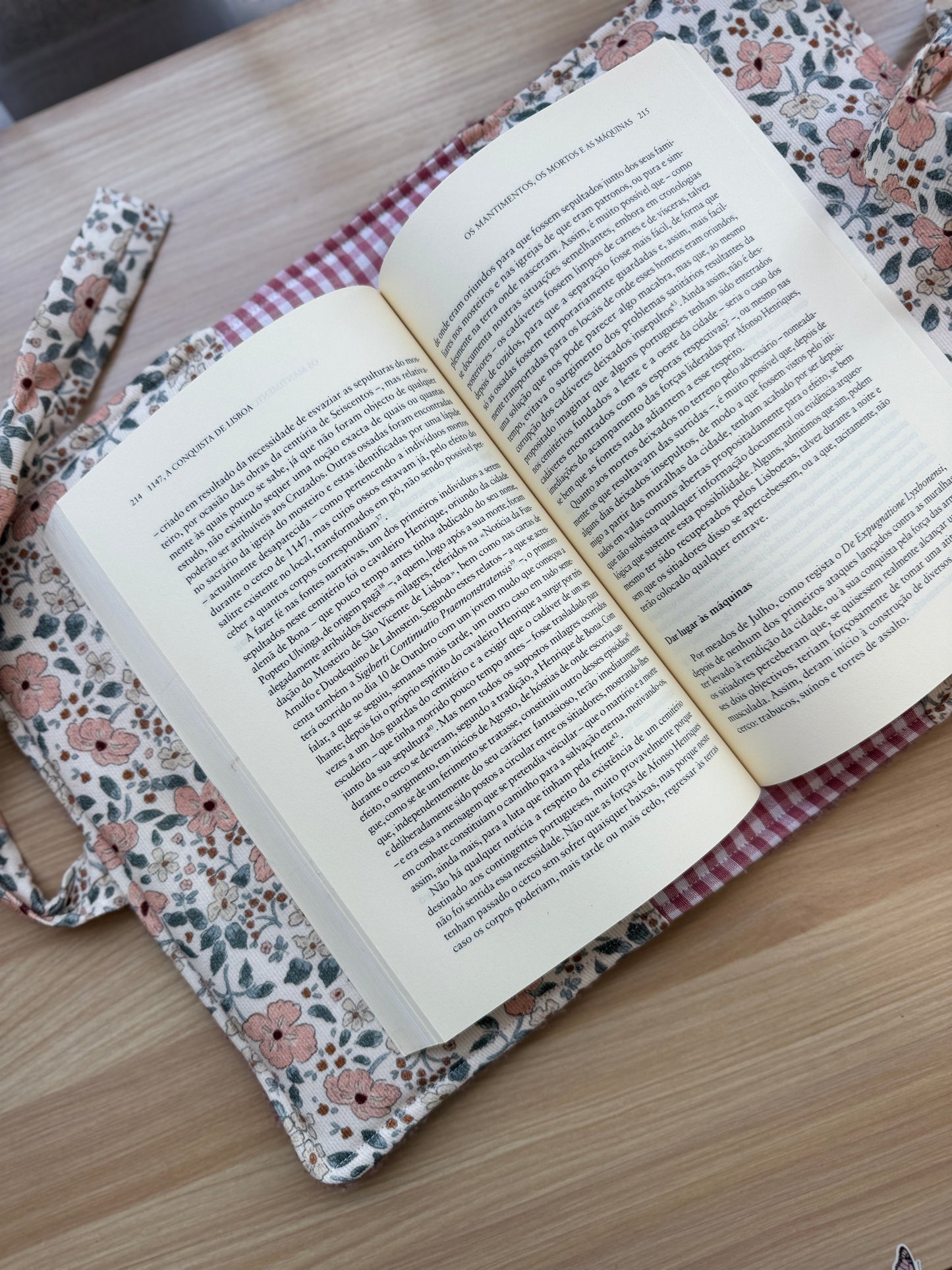 Book cover with flaps teddy old pink and flowers