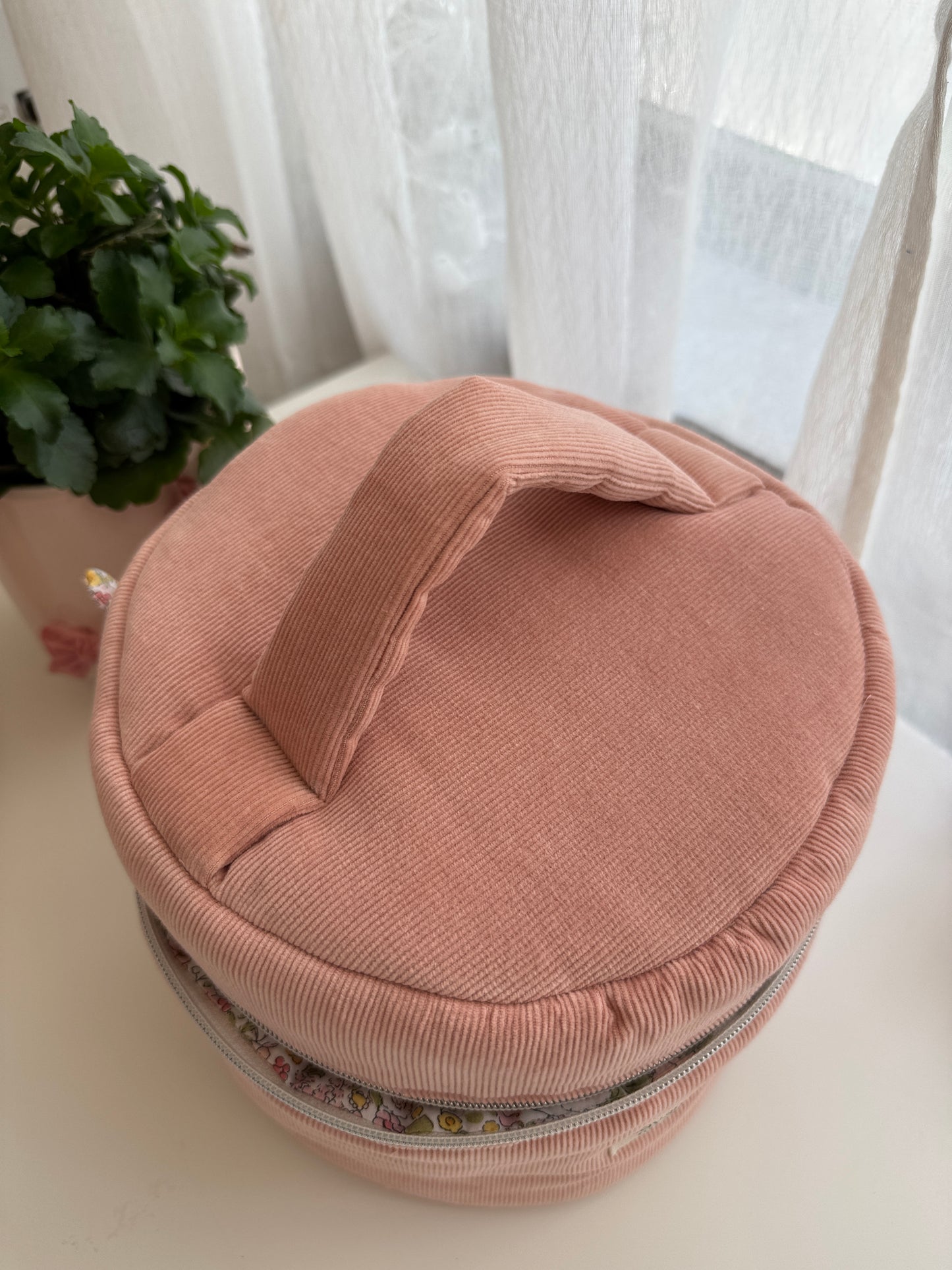Mala Gardenia (mala de cosméticos)