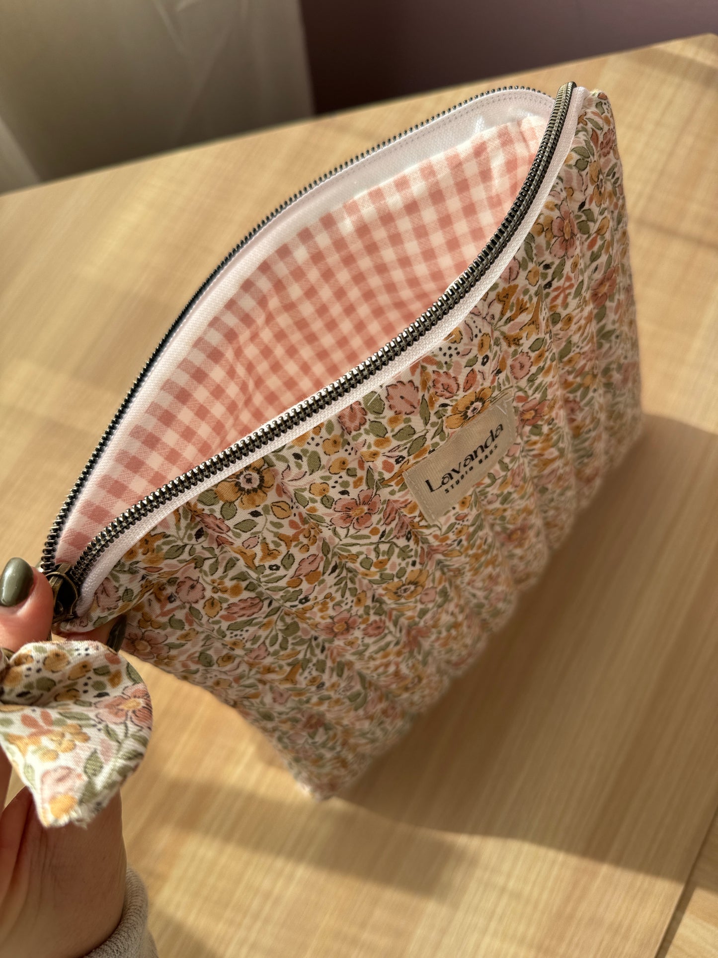 Make up bag green flowers