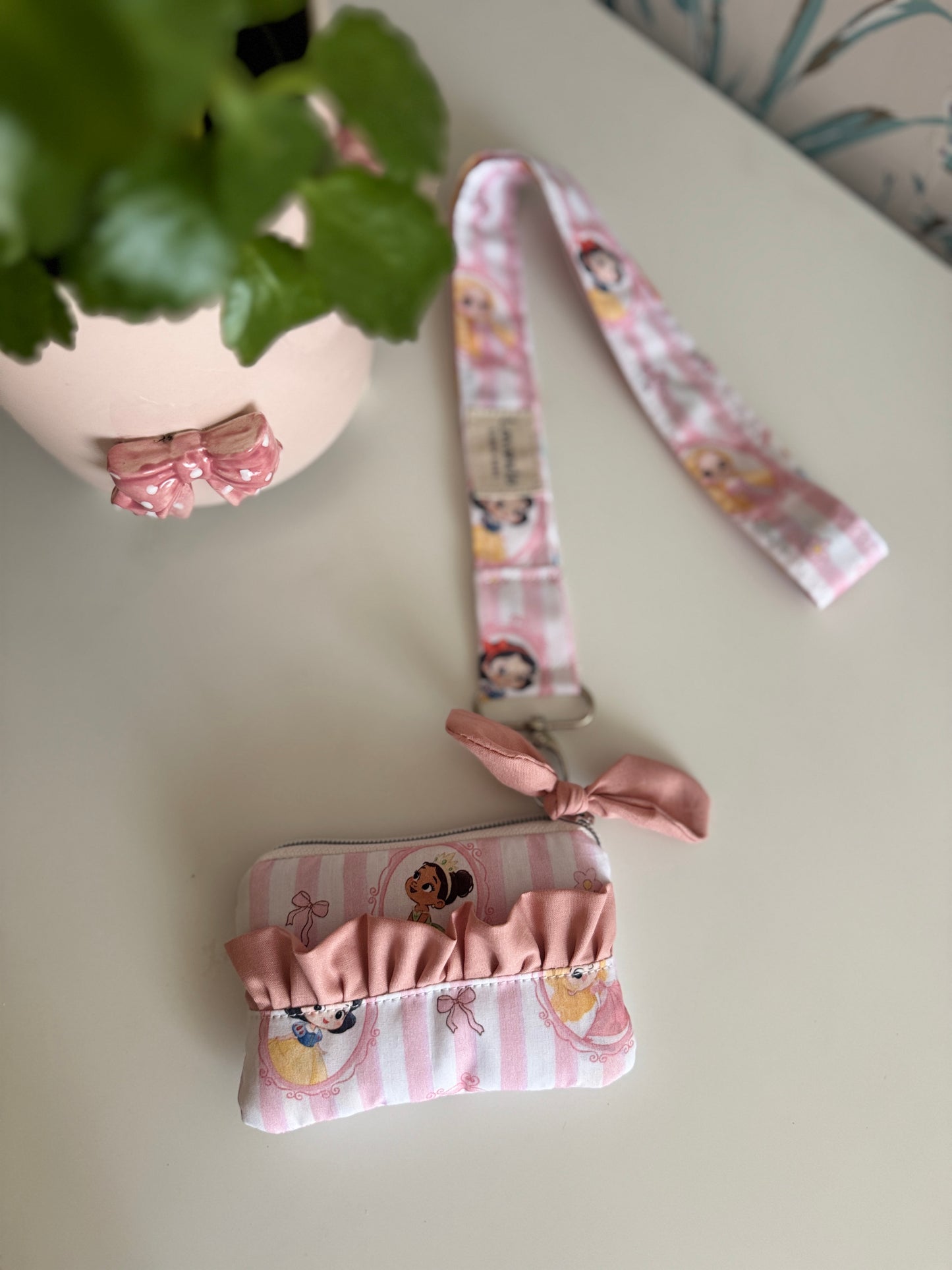 Lanyards + mini pouch princess🎀